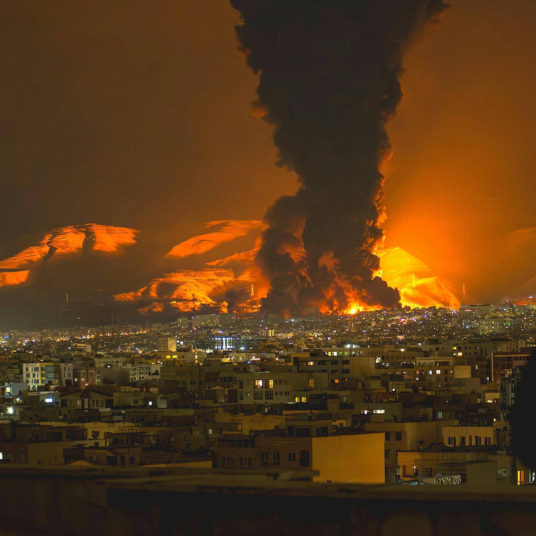 Nach Kriegsausbruch im Iran: Wo bleibt die Revolution?