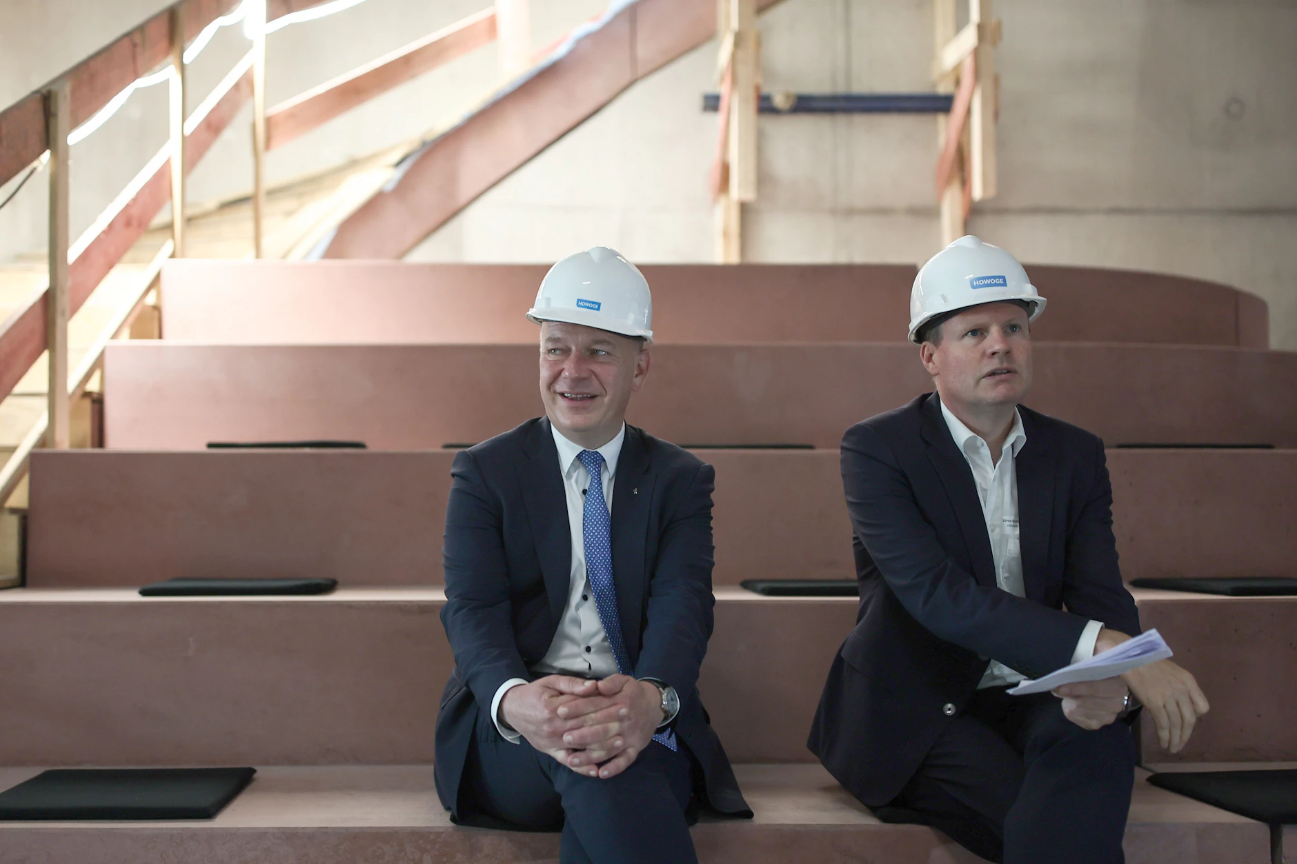 Das kommunale Wohnungsbauunternehmen Howoge wird bis Sommer fünf neue Schulen an den Senat übergeben.