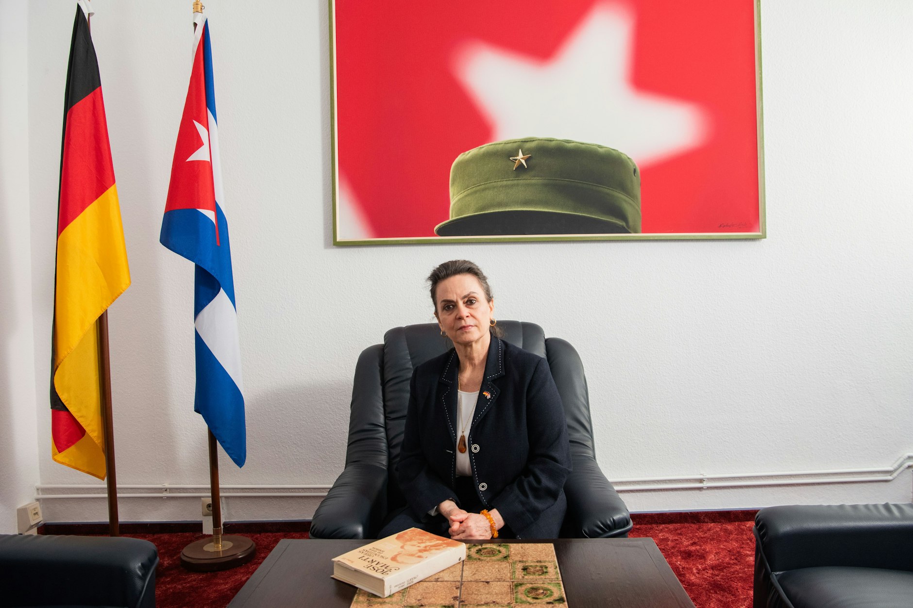 Vor Castros Kappe: Kubas Botschafterin Juana Martínez González.