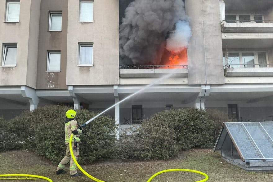 Die Berliner Feuerwehr war mit 40 Einsatzkräften vor Ort.