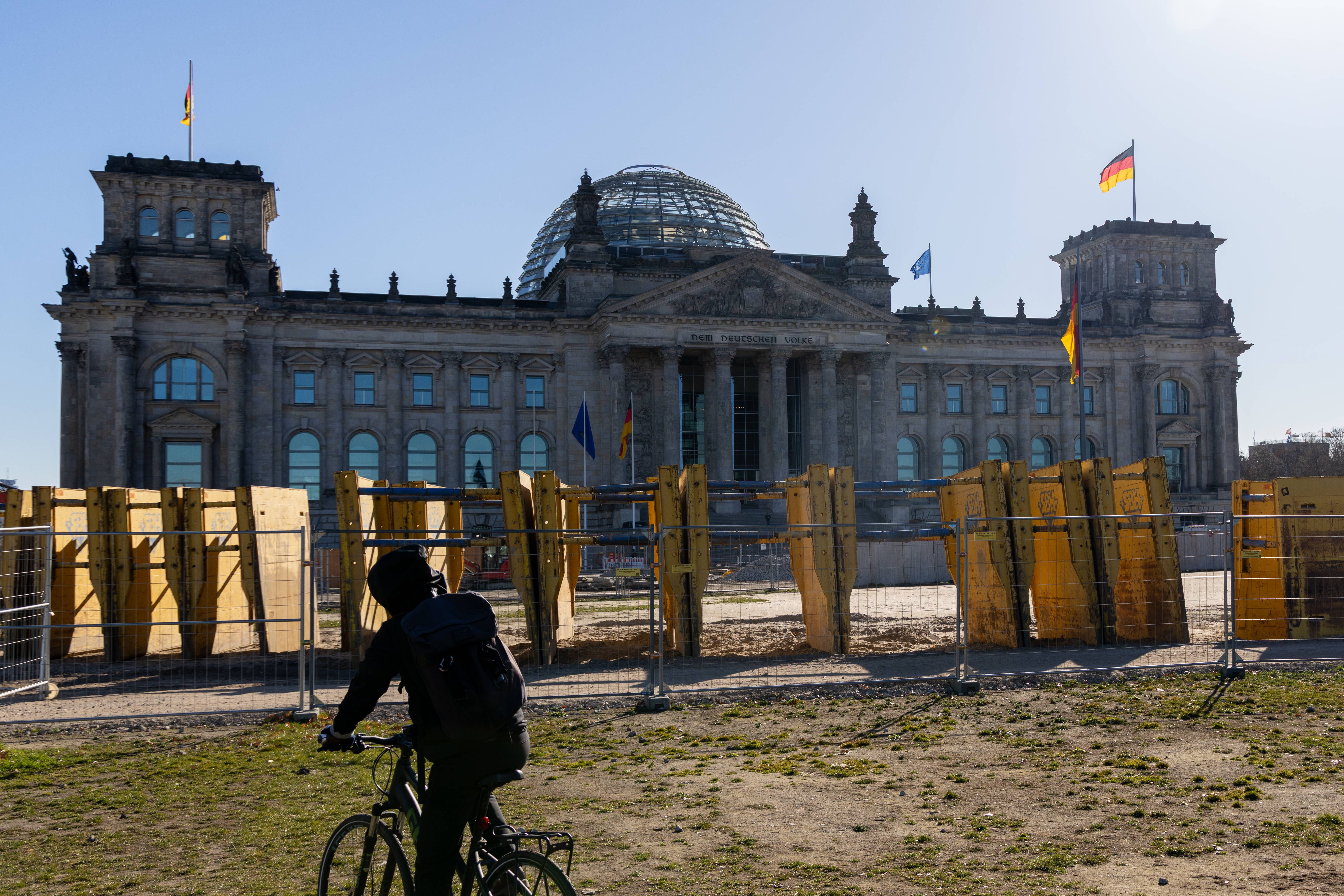 Defizite, Schulden, Investitionsstau: Landkreisen in Ostdeutschland droht Finanzkrise