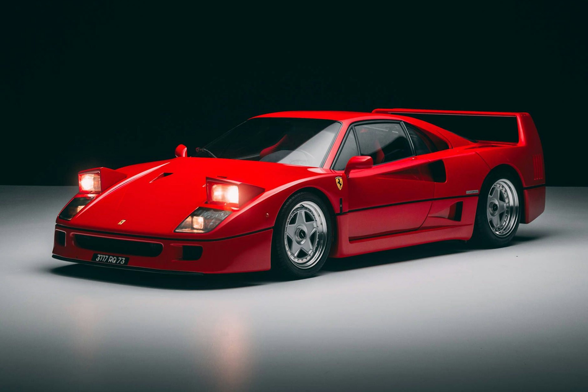 Ein Ferrari F40. So ein Wagen ist für 5,2 Millionen Euro bei Sotheby's versteigert worden. Doch der Wagen konnte als Konkursmasse an die Justiz gehen.