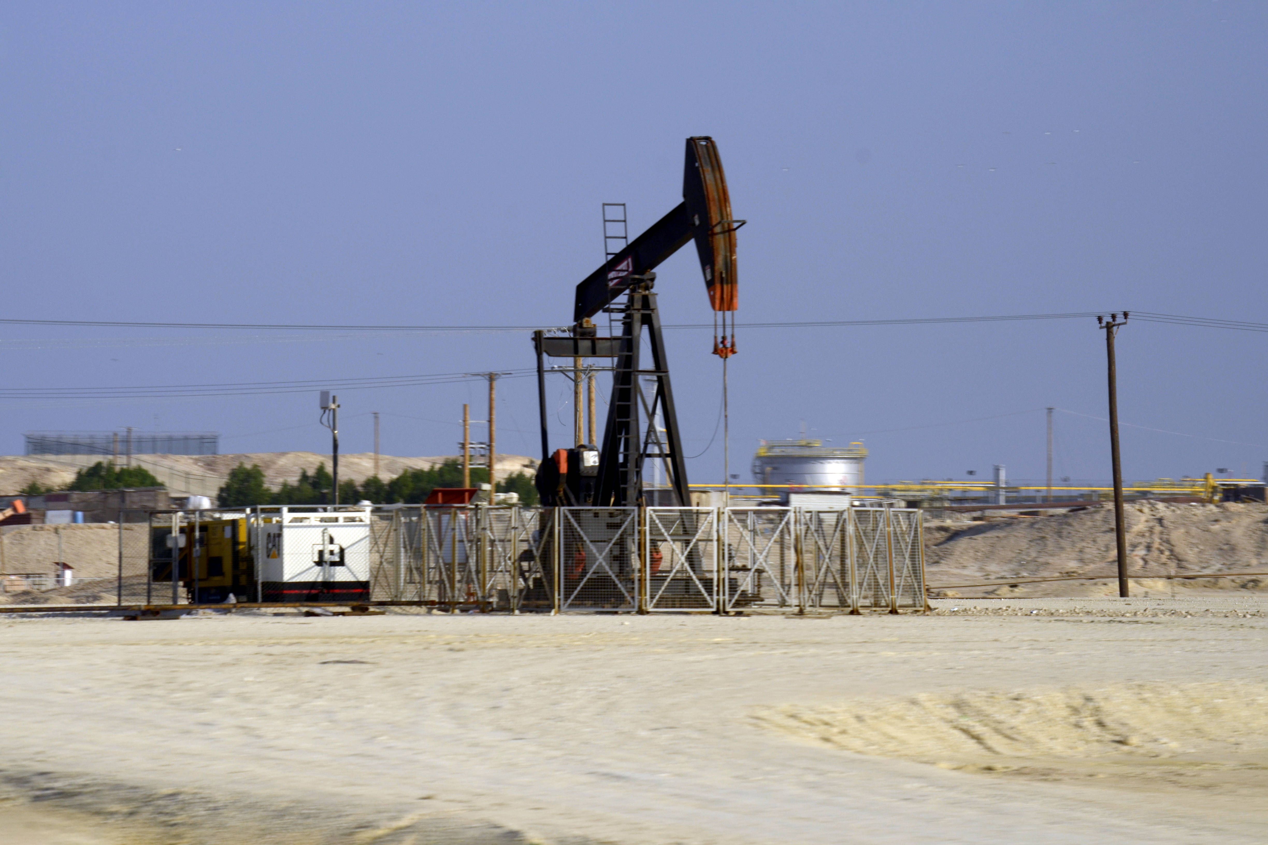 Image - Iran-Krieg: Ölraffinerie beschädigt - Bahrains Energiekonzern Bapco erklärt Force majeure