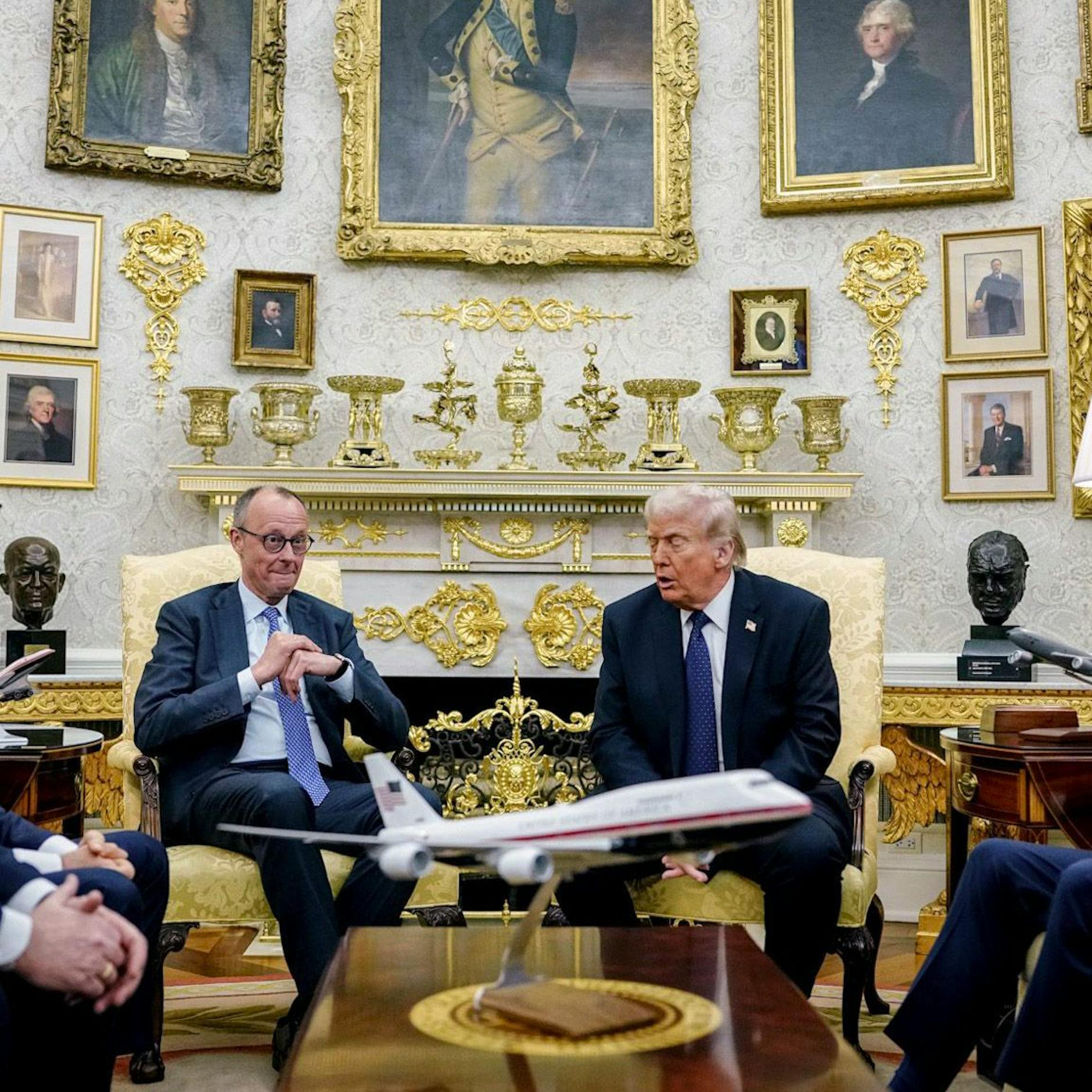 Image - Polnischer Autor kritisiert Europas Haltung im Iran-Krieg