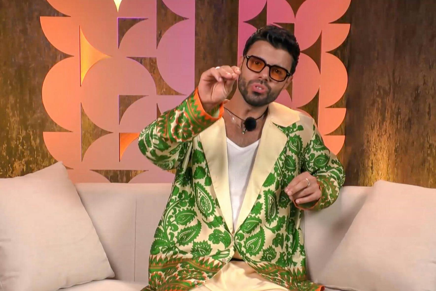 Martin Angelo bei „Promis unter Palmen“.