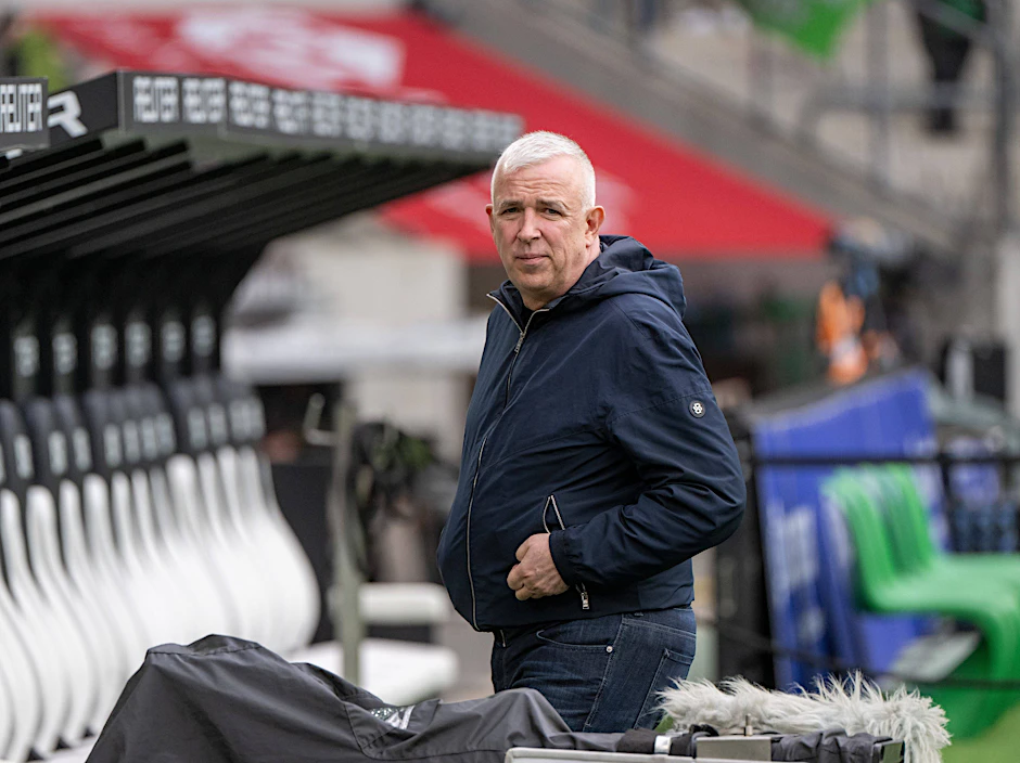 Dirk Zingler, Präsident des 1. FC Union Berlin, kalkulierte in Köpenick im Winter. Jetzt droht die Rechnung nicht aufzugehen.