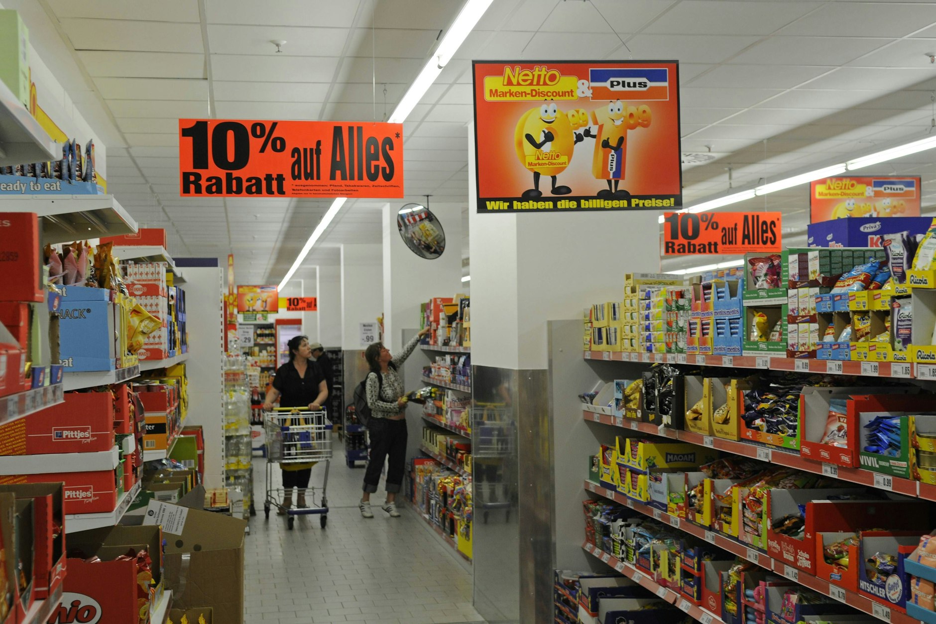 Eine Plus-Filiale in Berlin-Mitte, aus der ein Netto - Marken-Discount wurde.