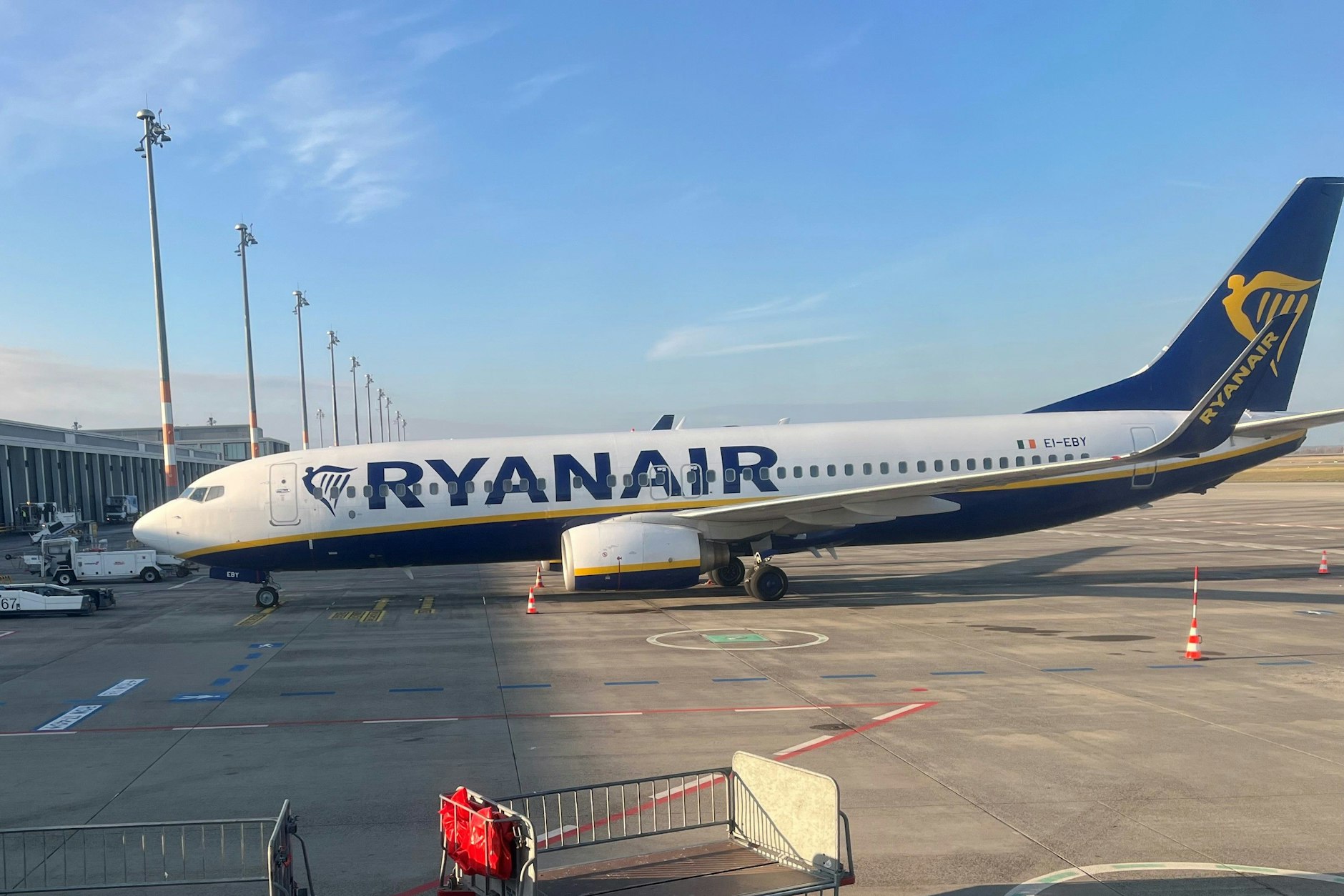Angekommen am BER: ein Flugzeug der Luftfahrtgesellschaft Ryanair. Ihr Marktanteil in Berlin beträgt derzeit 16 Prozent.