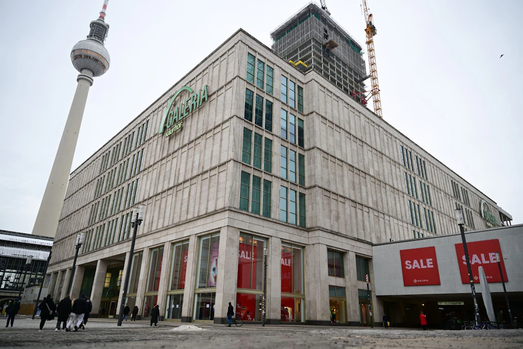 Das Kaufhaus Galeria Kaufhof am Alexanderplatz.