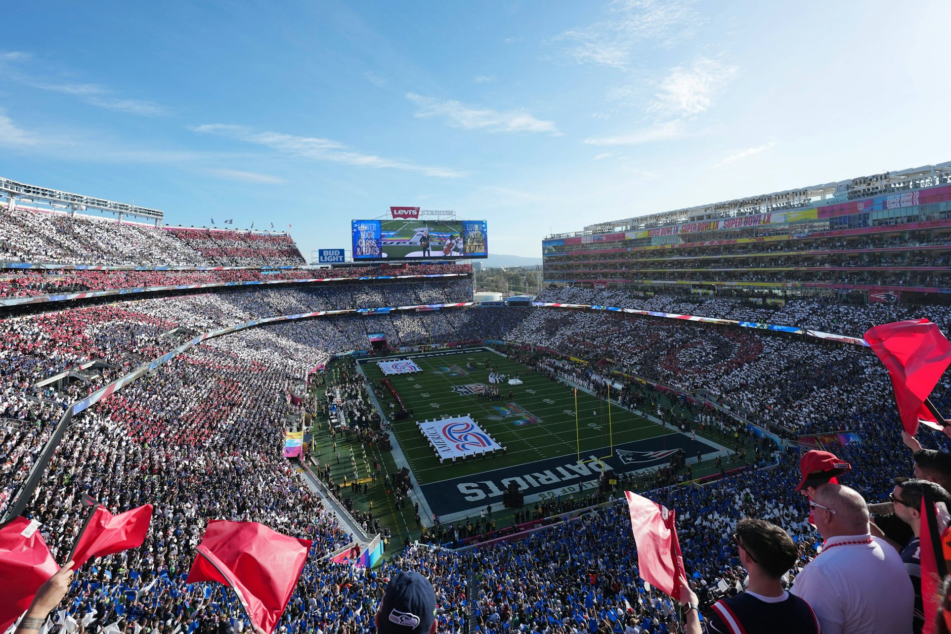Im Levi’s Stadium in Santa Clara verfolgten rund 70.000 Zuschauer den Super Bowl – darunter auch Berlins Innensenatorin Iris Spranger