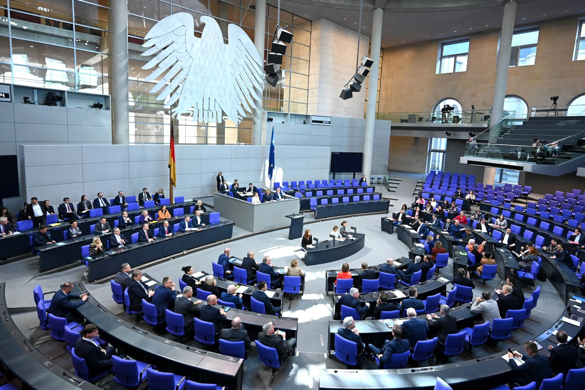 Die Union will familiäre Beschäftigungsverhältnisse im Bundestag stärker begrenzen – konkret wird es aber noch nicht.
