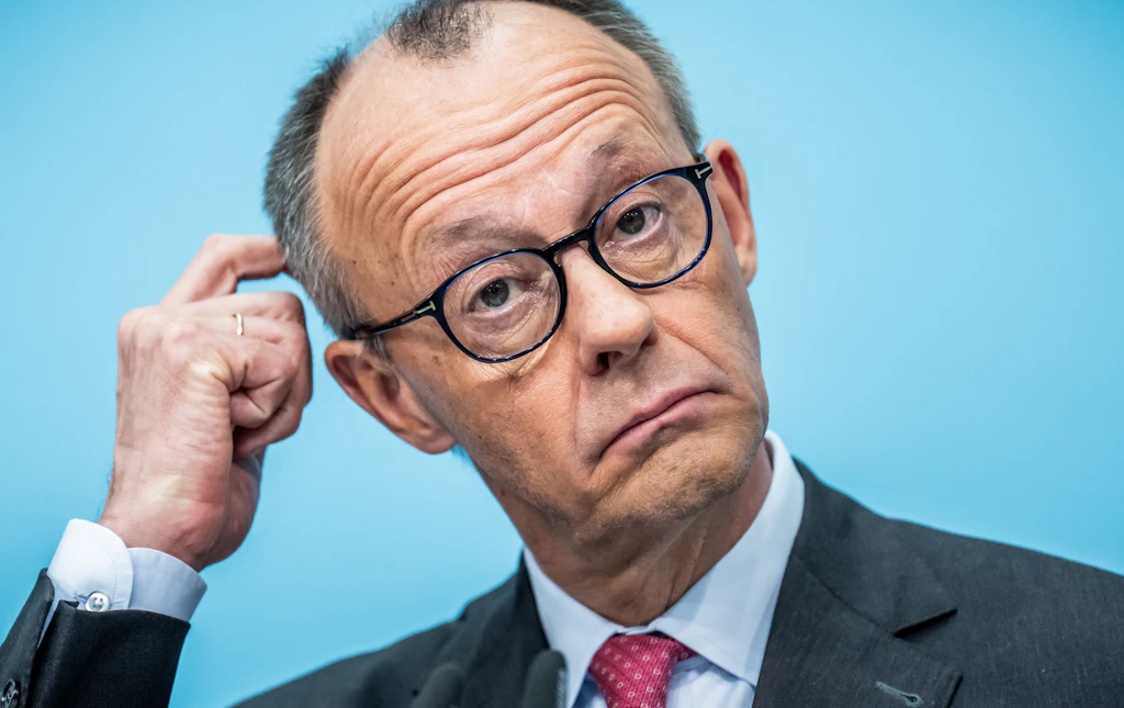 East German CDU revolts against the Chancellor: 