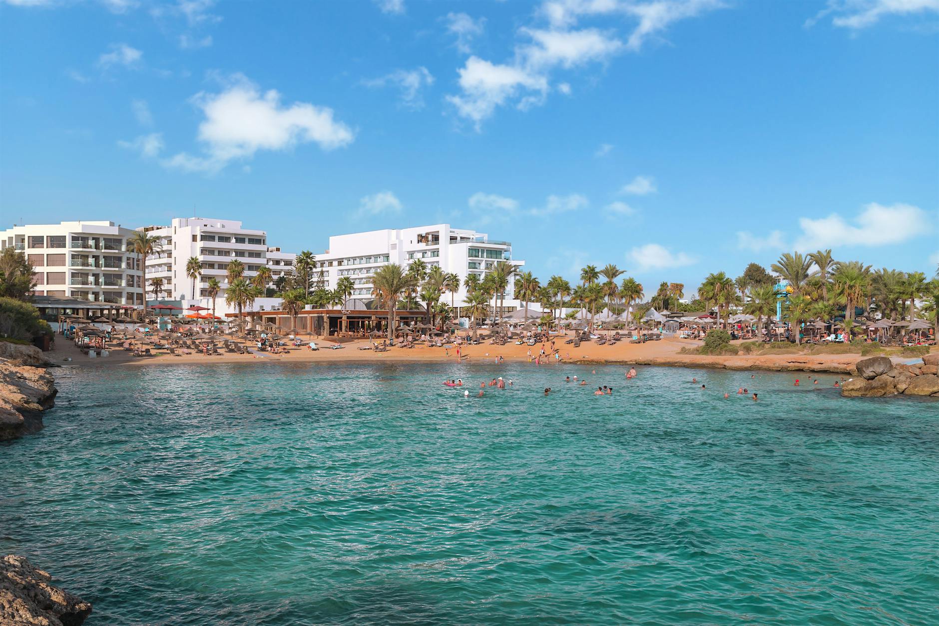 Drohnen über Mittelmeerinsel verunsichern diesen Urlauber