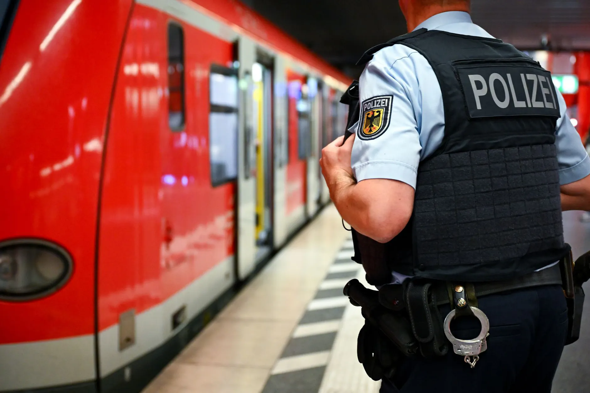 Die Bundesregierung hat die Statistiken für die Polizeieinsätze am Berliner Hauptbahnhof veröffentlicht.