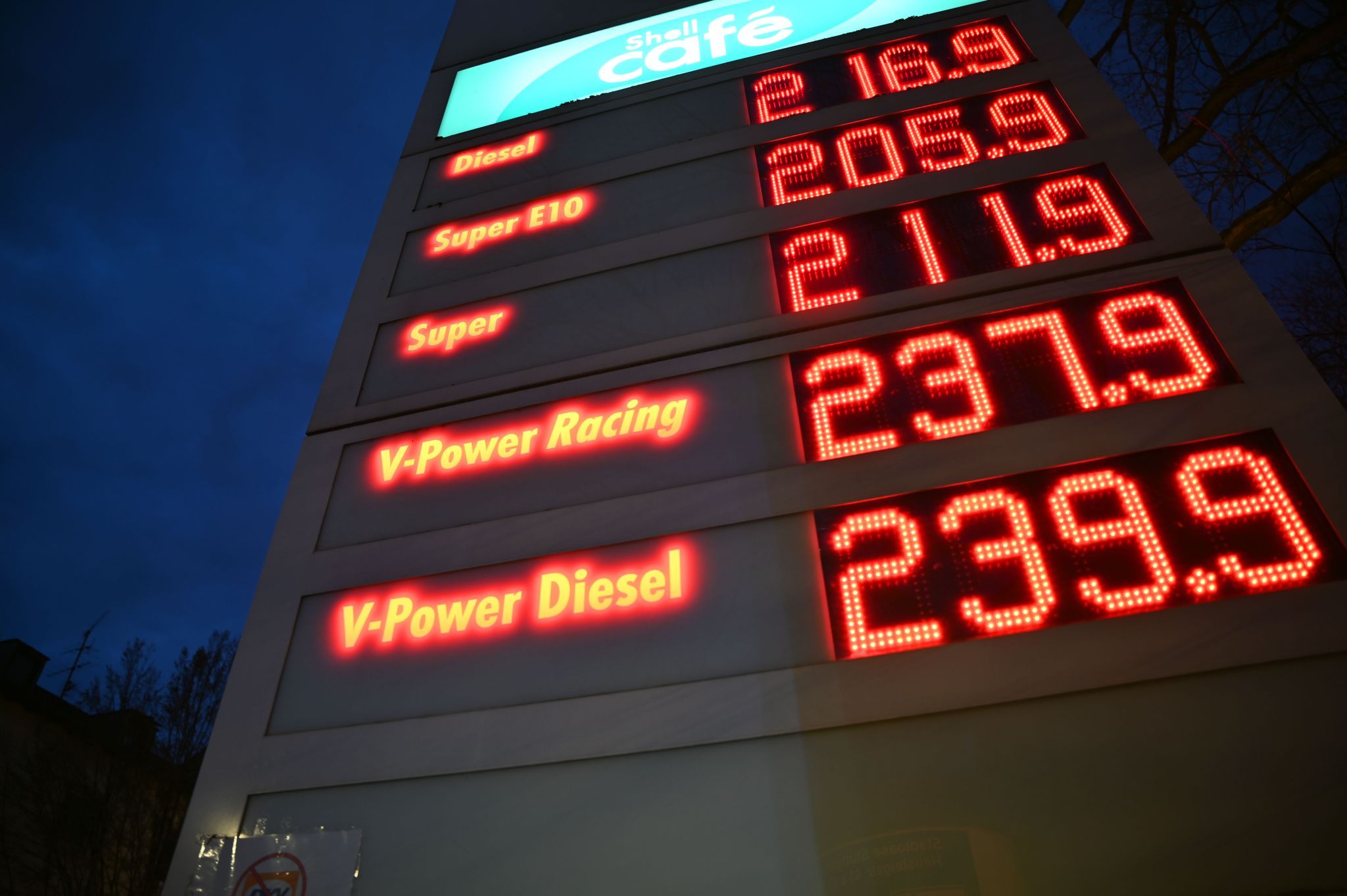 Deutschland plant: Wie die Tankstellenpreise bald reguliert werden!