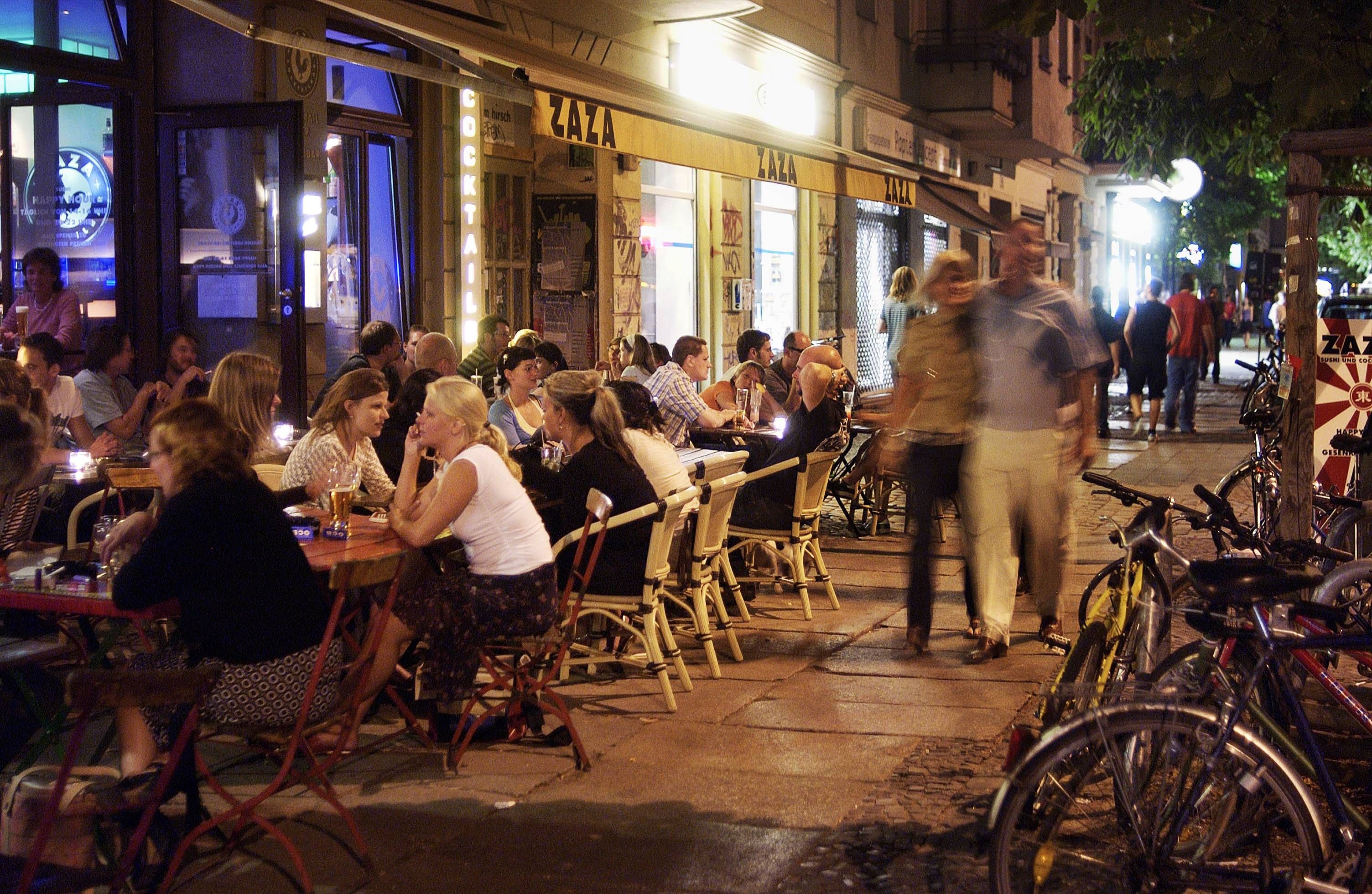 Bier, Wein und Pasta bis Mitternacht? Senat plant neue Gastro-Zeiten