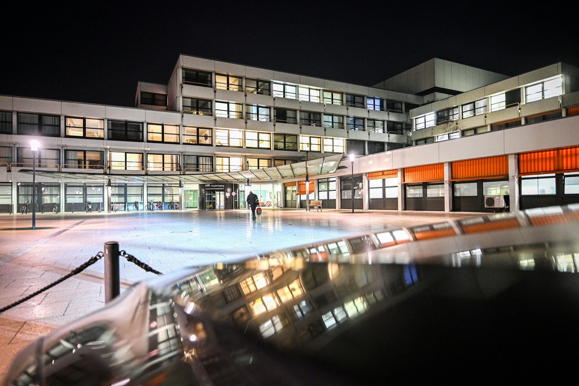 Immer mehr Unternehmen in Deutschland gehen pleite. Friedrich Merz’ versprochenes Wirtschaftswunder lässt weiter auf sich warten.