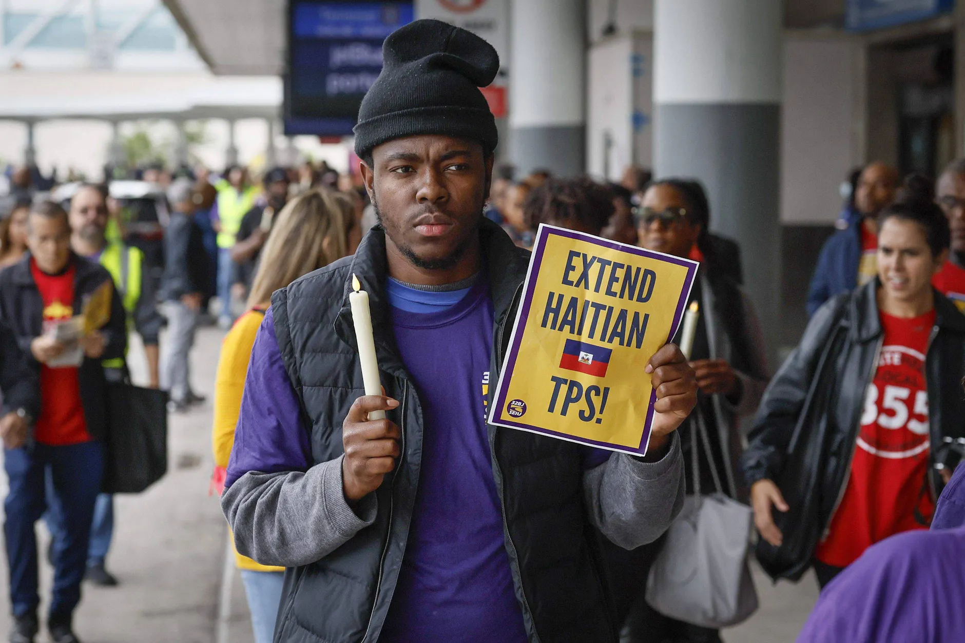 Der haitianische Aktivist Yronel Cabrerra setzt sich für eine Verlängerung des vorübergehenden Einwanderungsschutzes (TPS) ein.