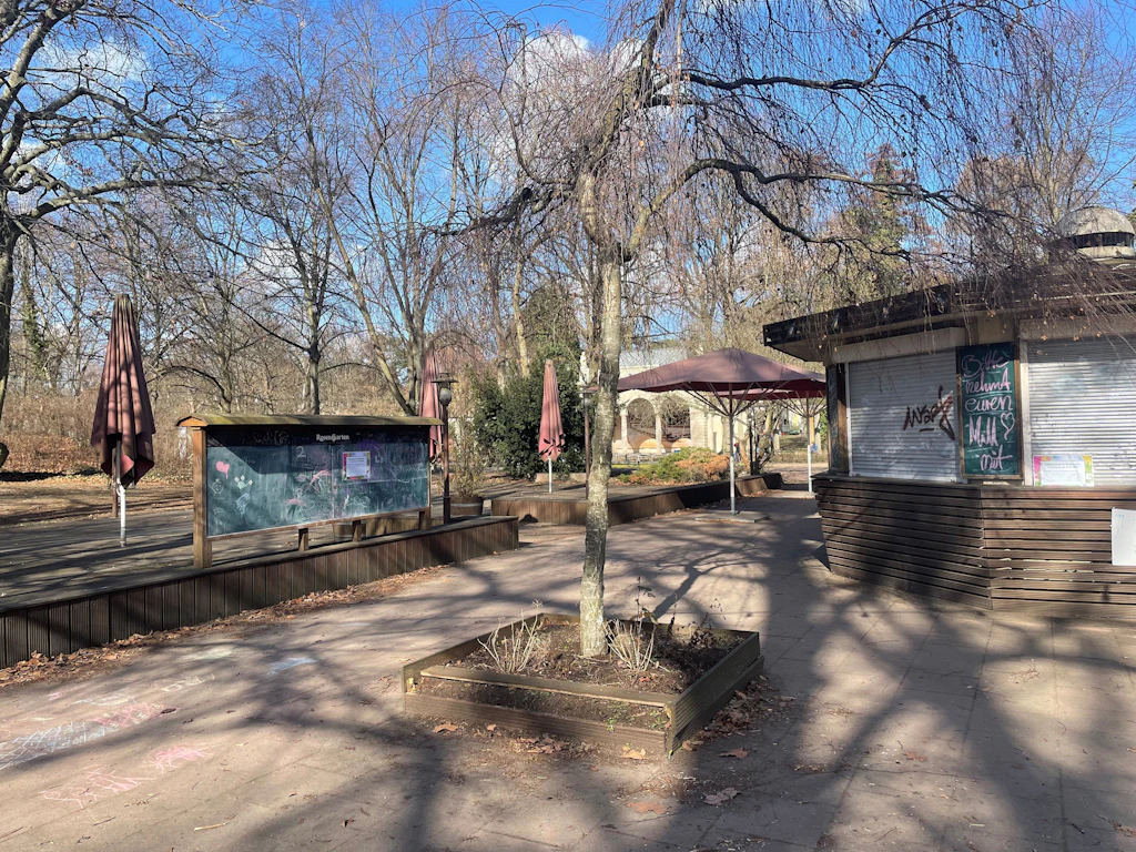 Bürgerpark-Pankow: Wasserschaden bringt Café Rosengarten endgültig ins Wanken