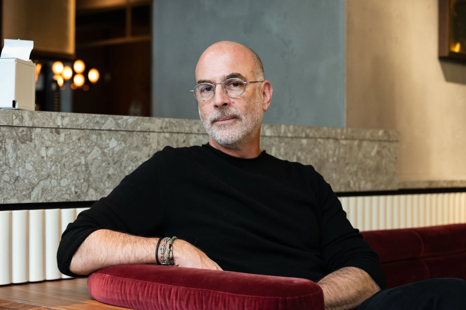 Mit einem Post richtet Yoram Roth den Blick auf den Berliner Westen.