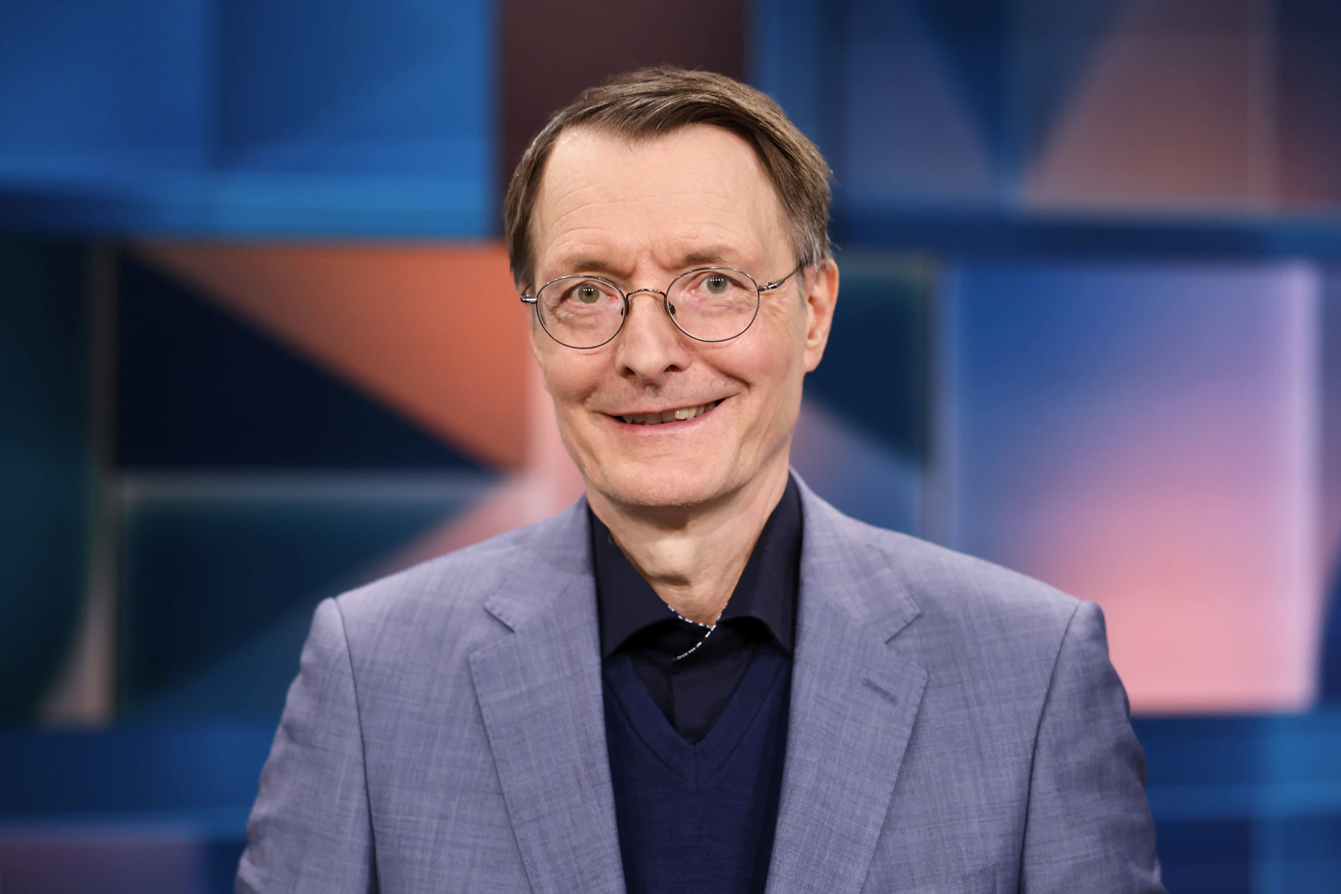 Karl Lauterbach zweifelt die Kompetenz Deutschlands beim Bau neuer Atomkraftwerke an.