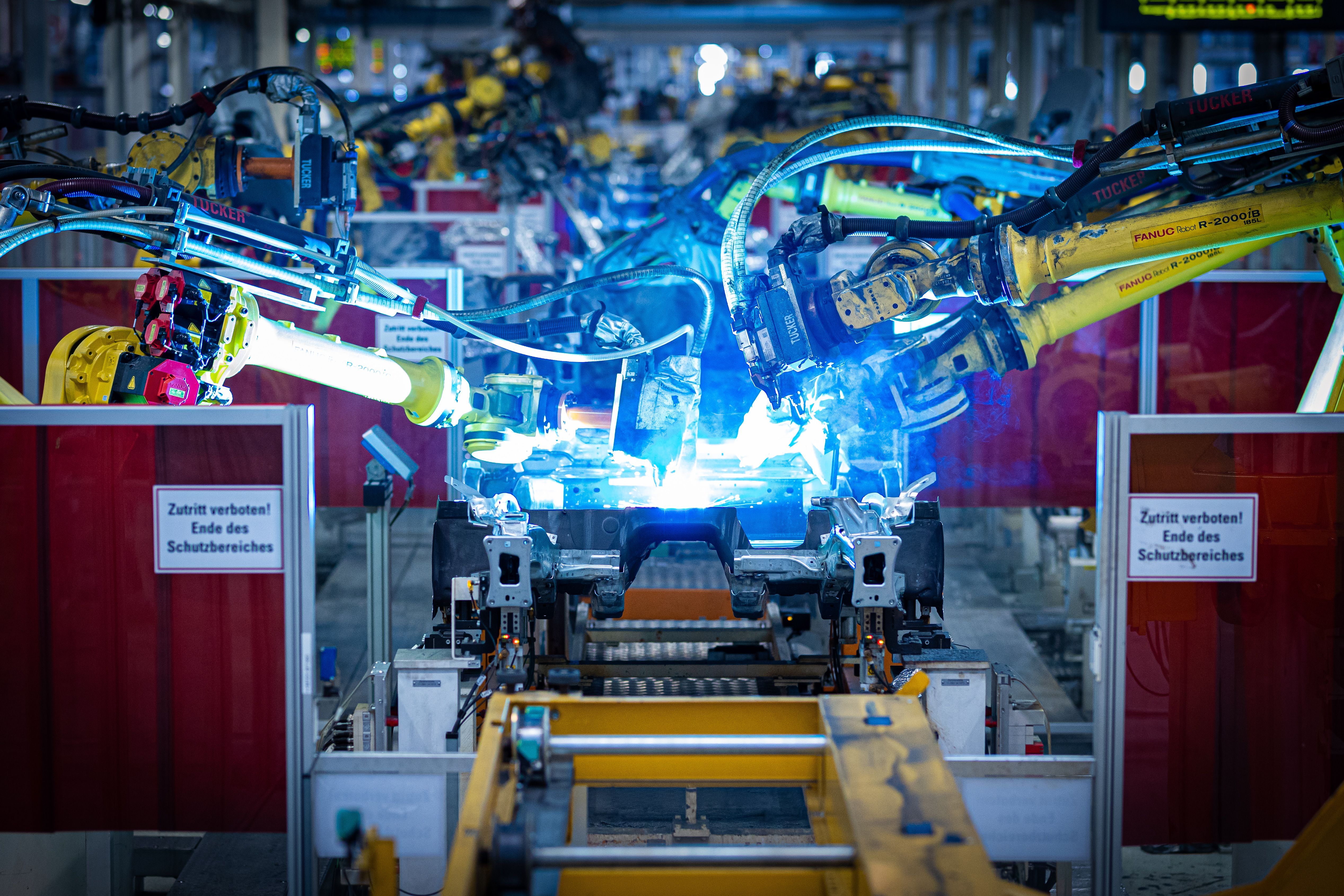 Iran-Krieg bremst Deutschlands Erholung: Preise ziehen an