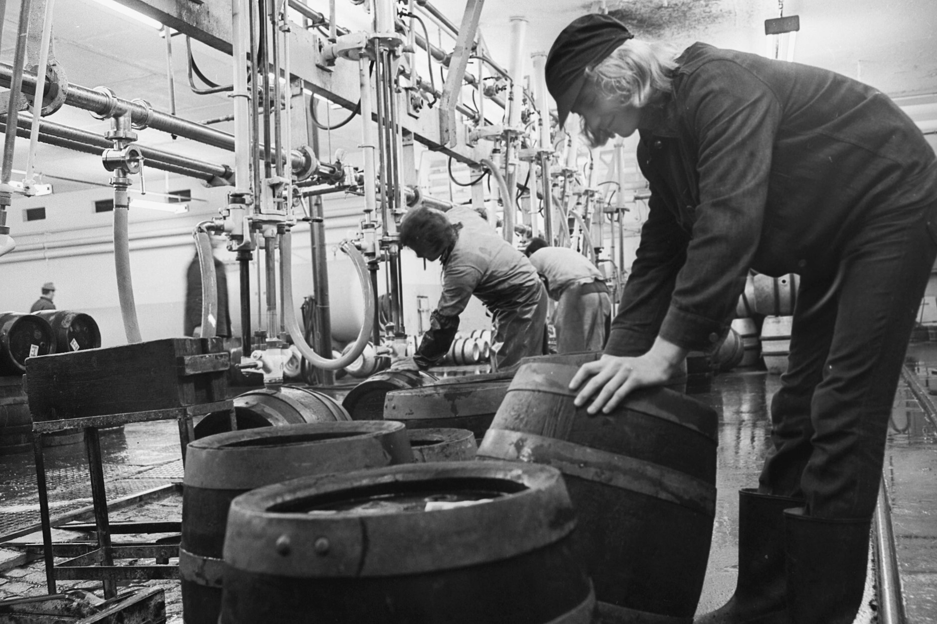 In der DDR wurde in einigen Brauereien Bier gebraucht. Hier: Die Brauerei Braustolz in Karl-Marx-Stadt.