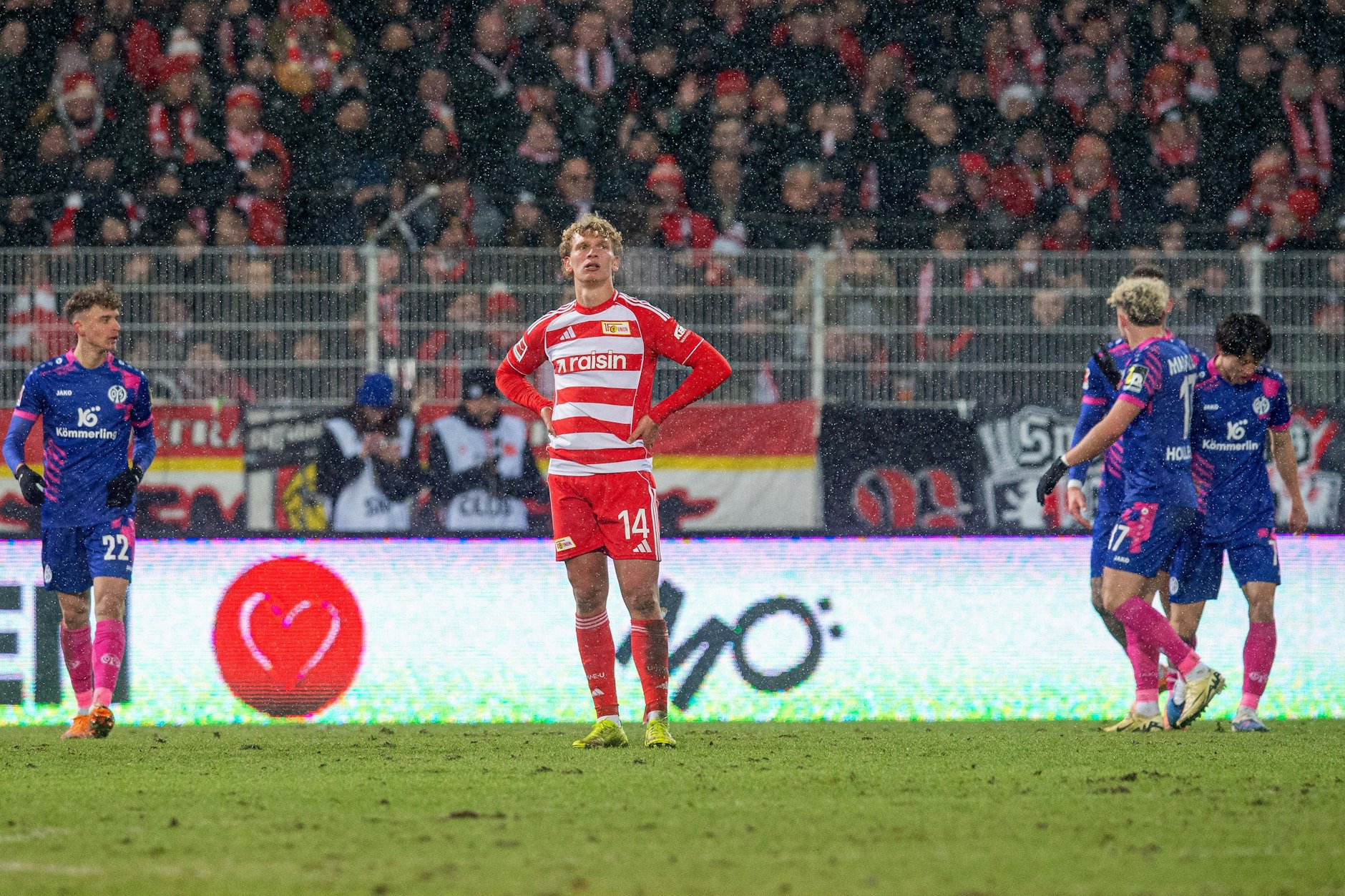 Union kann gegen Klubs, die im Abstiegskmapf stecken, nicht gewinnen. Auch gegen Mainz, damals Tabellenletzter, spielten die Eisernen nur 2:2.