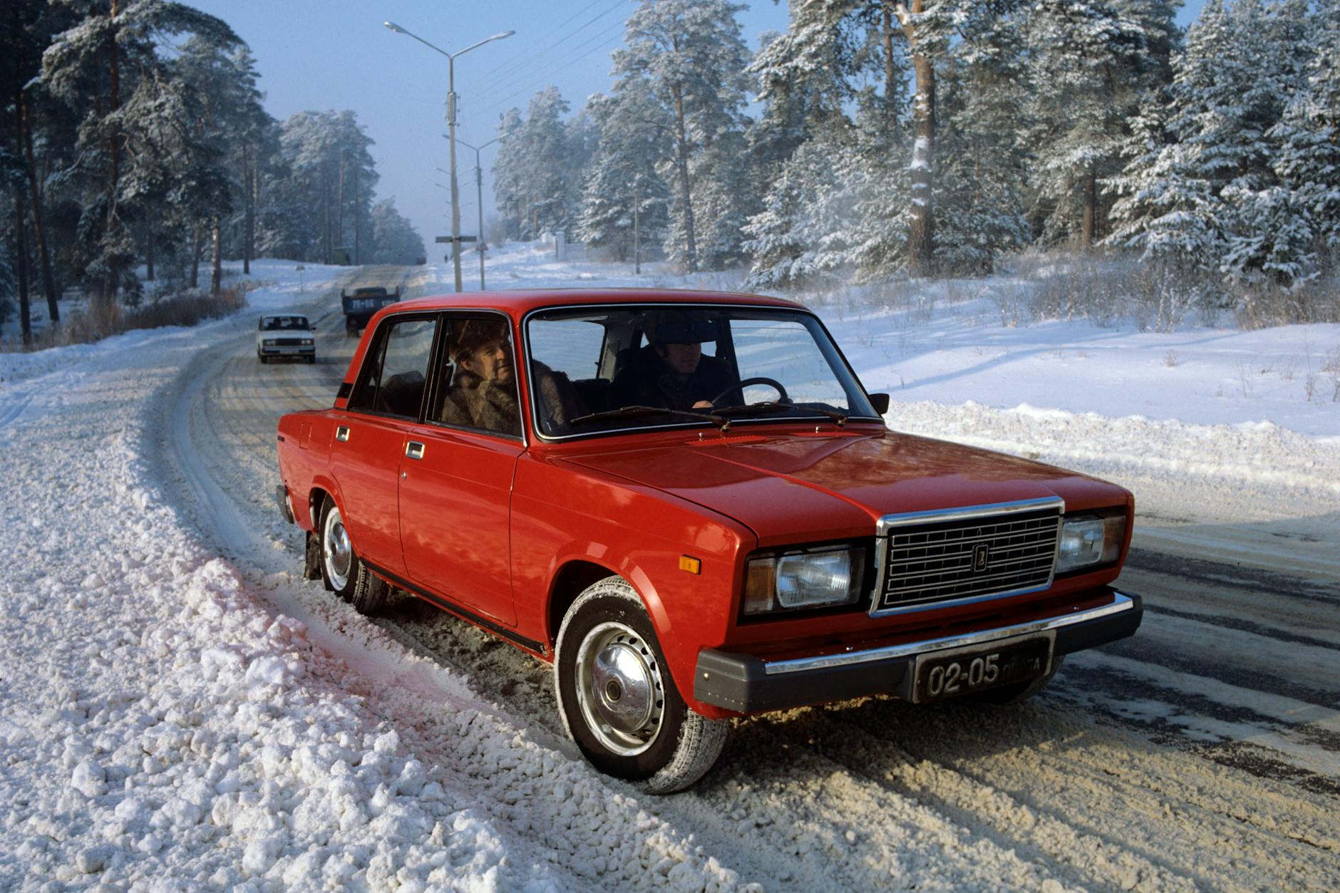 Für die Autos war erst der Name Schiguli üblich, später wurden die Pkw aus Russland auch in der DDR nur noch Lada genannt.