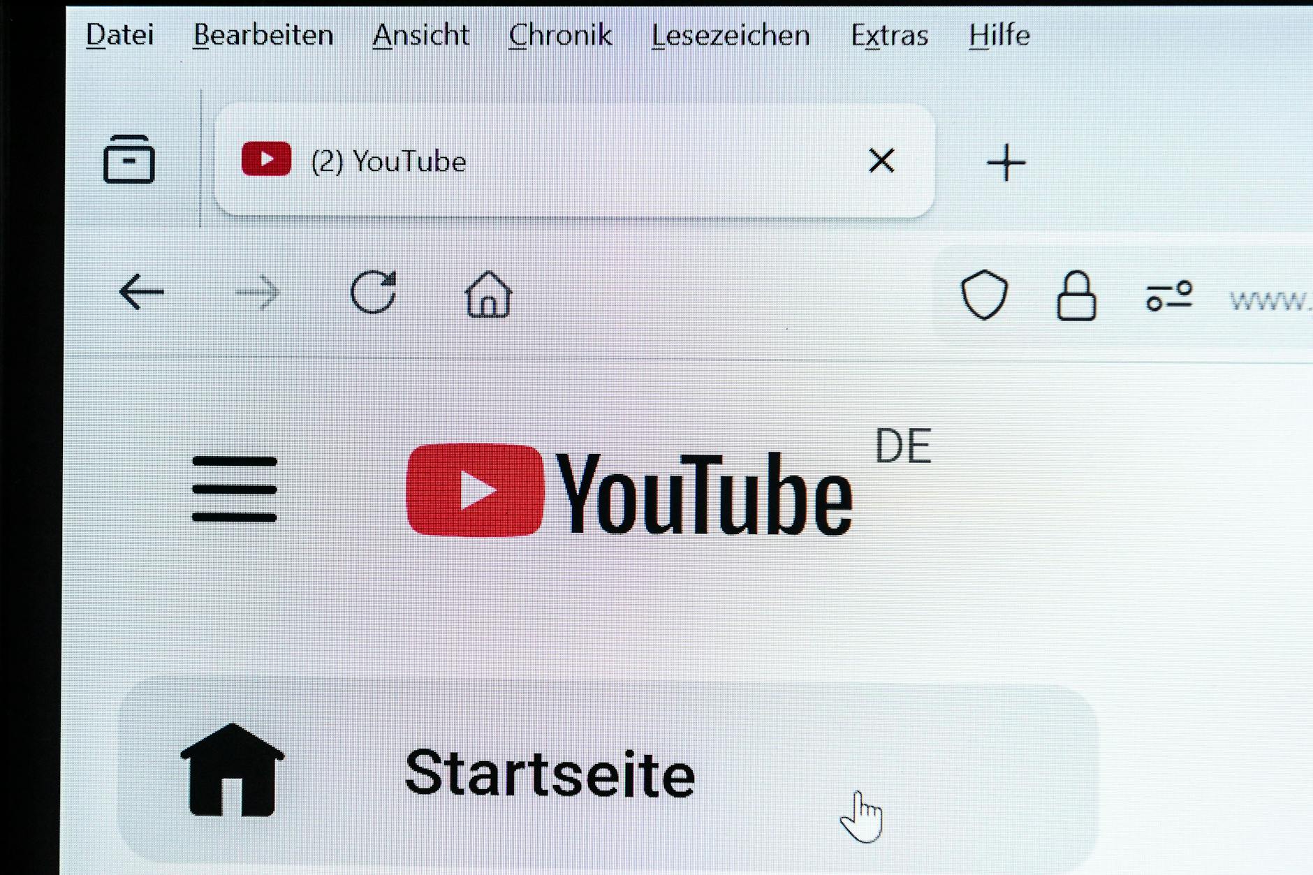 Viele junge Erwachsene sind mit ihnen aufgewachsen: Den YouTube Vlogs. Nun kommen sie zurück.