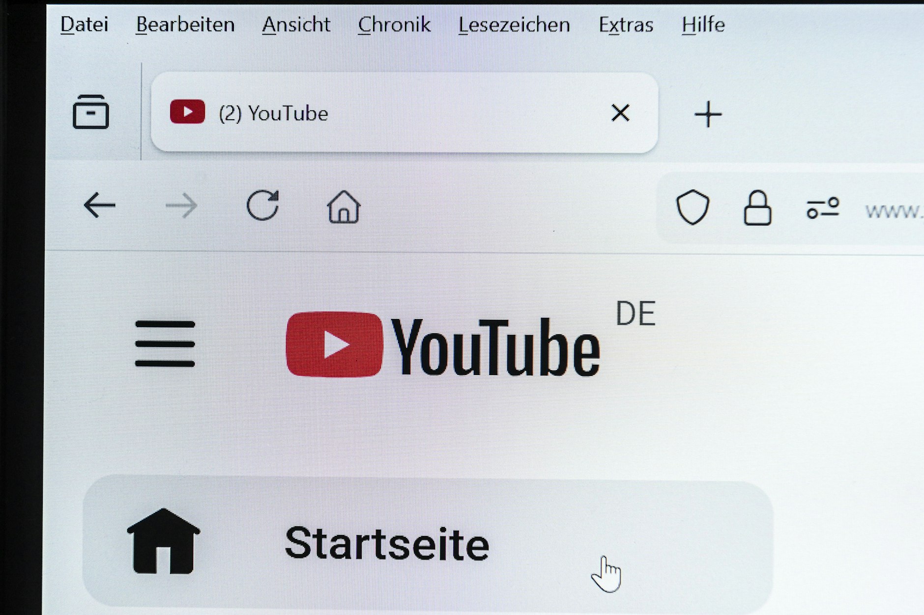 Viele junge Erwachsene sind mit ihnen aufgewachsen: Den YouTube Vlogs. Nun kommen sie zurück.