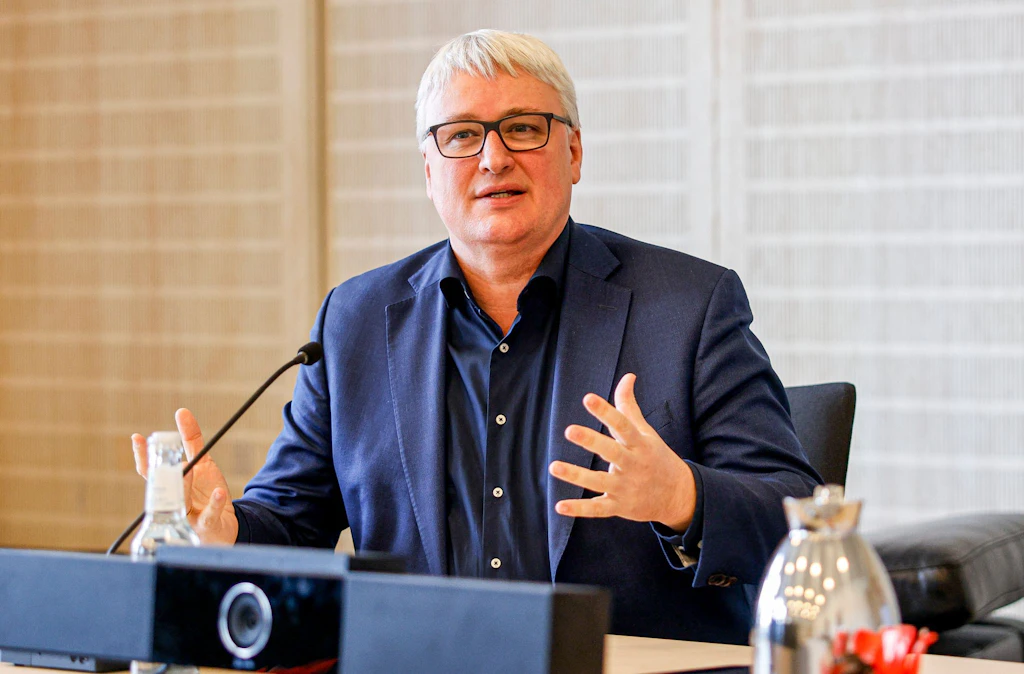 Der ehemalige SPD-Vizefraktionschef Sönke Rix hat jetzt die Leitung der Bundeszentrale für politische Bildung übernommen.