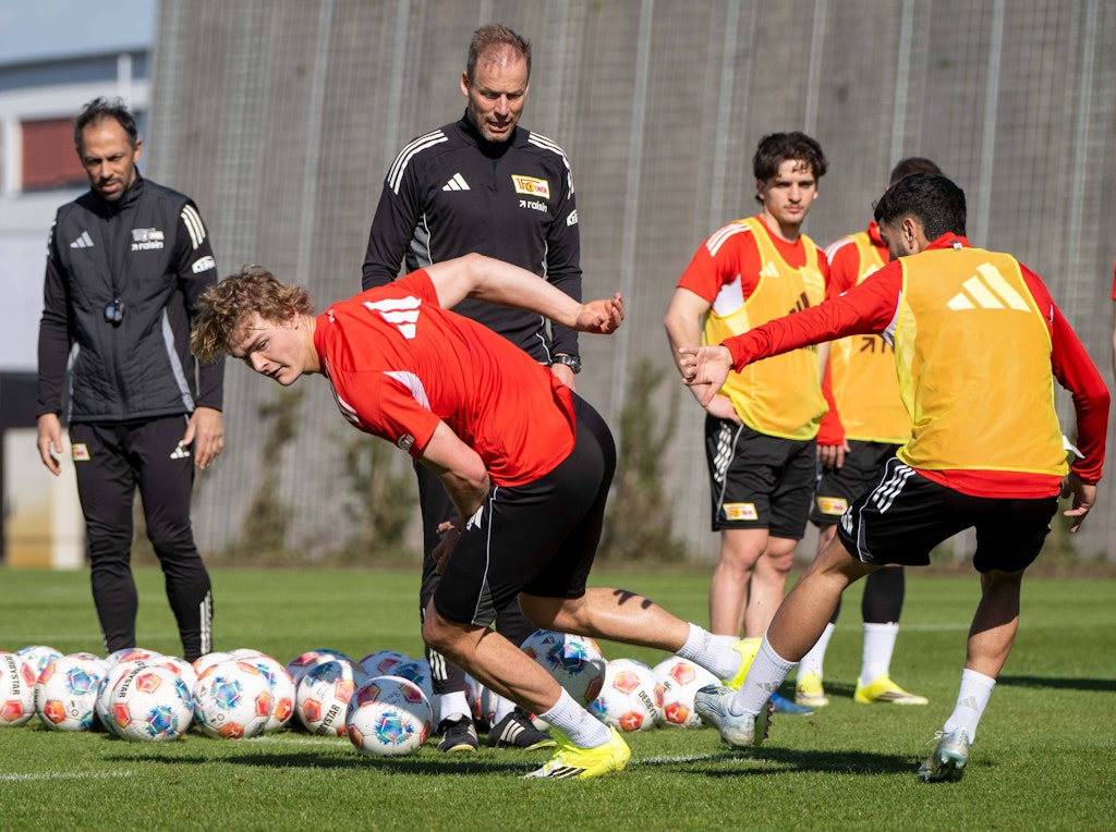 Steffen Baumgart iki net işaret bekliyor