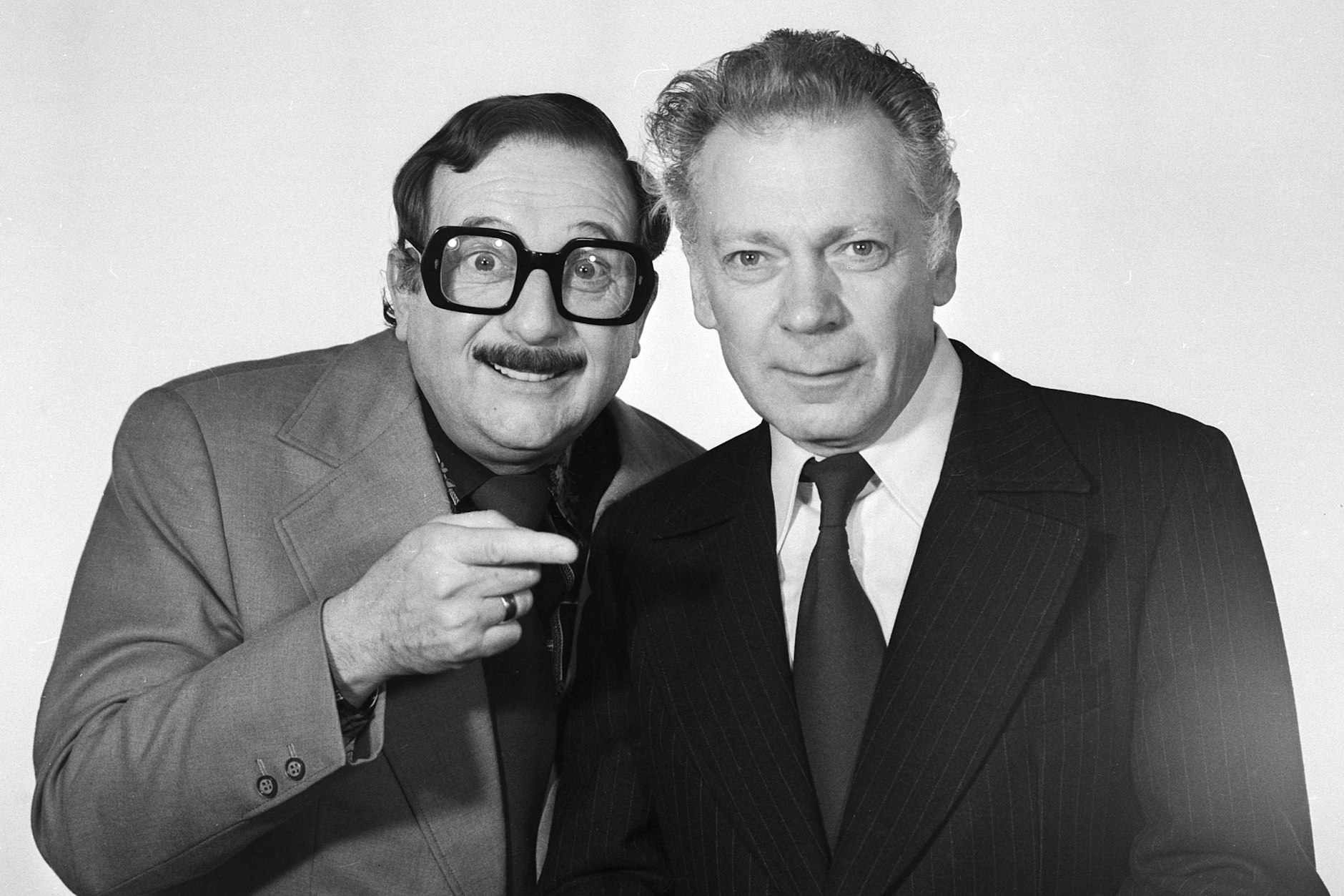 Herricht & Preil gehören noch heute zu den Legenden der DDR - die Sketche von Hans-Joachim Preil und Rolf Herricht werden gezeigt, obwohl die beiden schon seit Jahrzehnten tot sind.