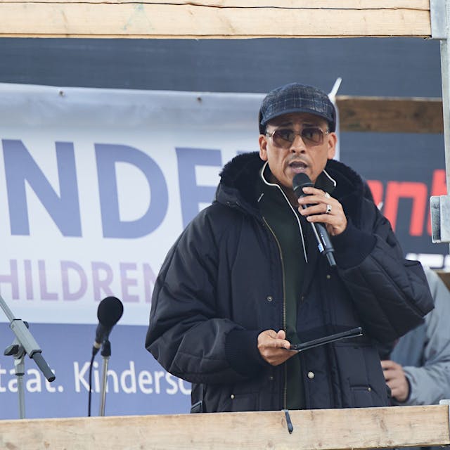 Xavier Naidoo und die Protestbewegung: Einblicke in die Demo in Berlin!