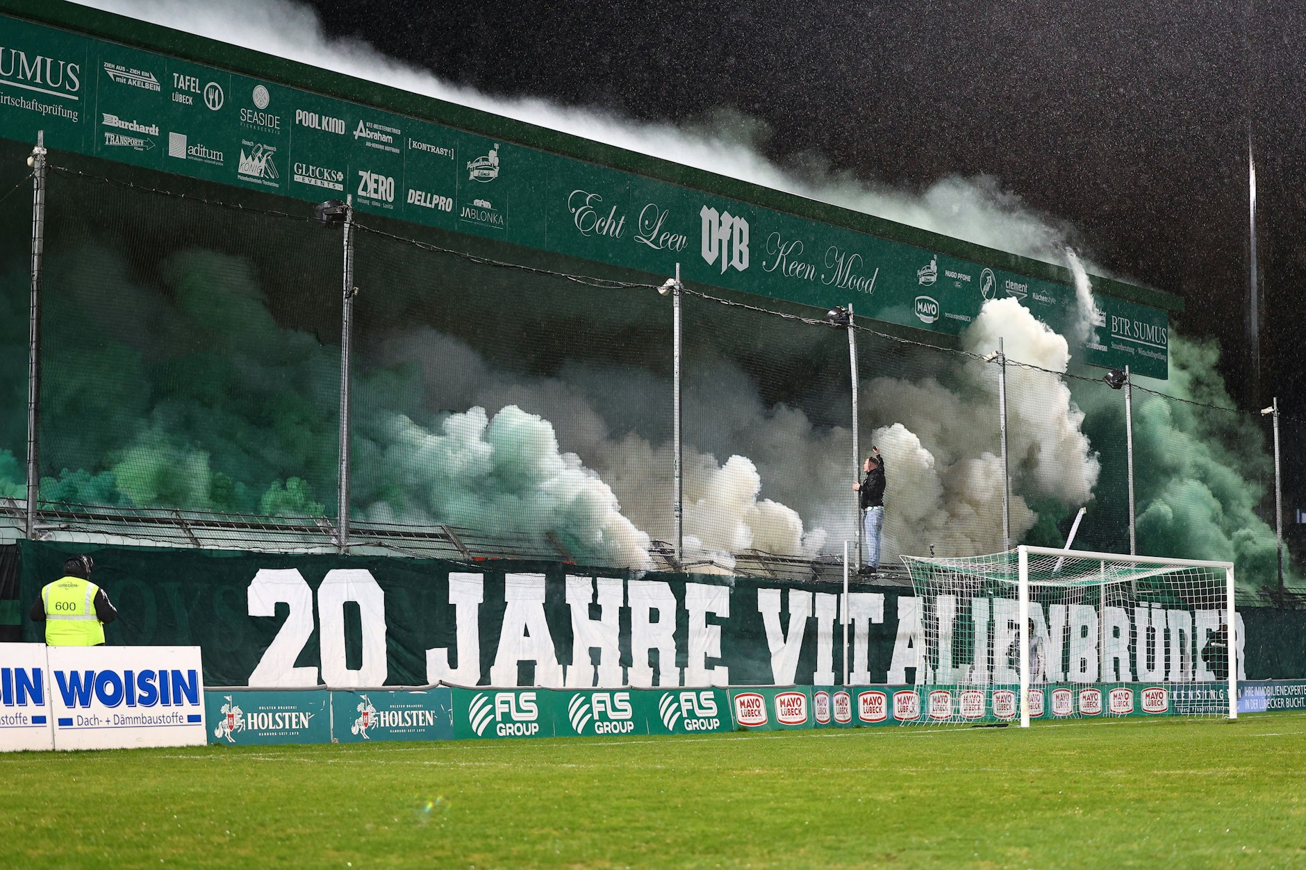 Im Spiel zwischen dem VfB Lübeck und Hamburger SV II kommt es am Ende zu Gewaltszenen.