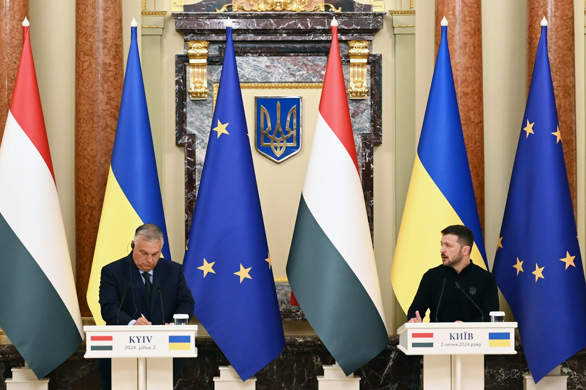 Eiszeit zwischen Budapest und Kiew: Ungarns Ministerpräsident Viktor Orbán und der ukrainische Präsident Wolodymyr Selenskyj bei einer gemeinsamen Pressekonferenz.