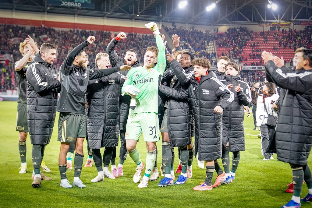 Soluk hücum, şakacı ve maçın galibi olarak ilk kez sahneye çıkan oyuncu