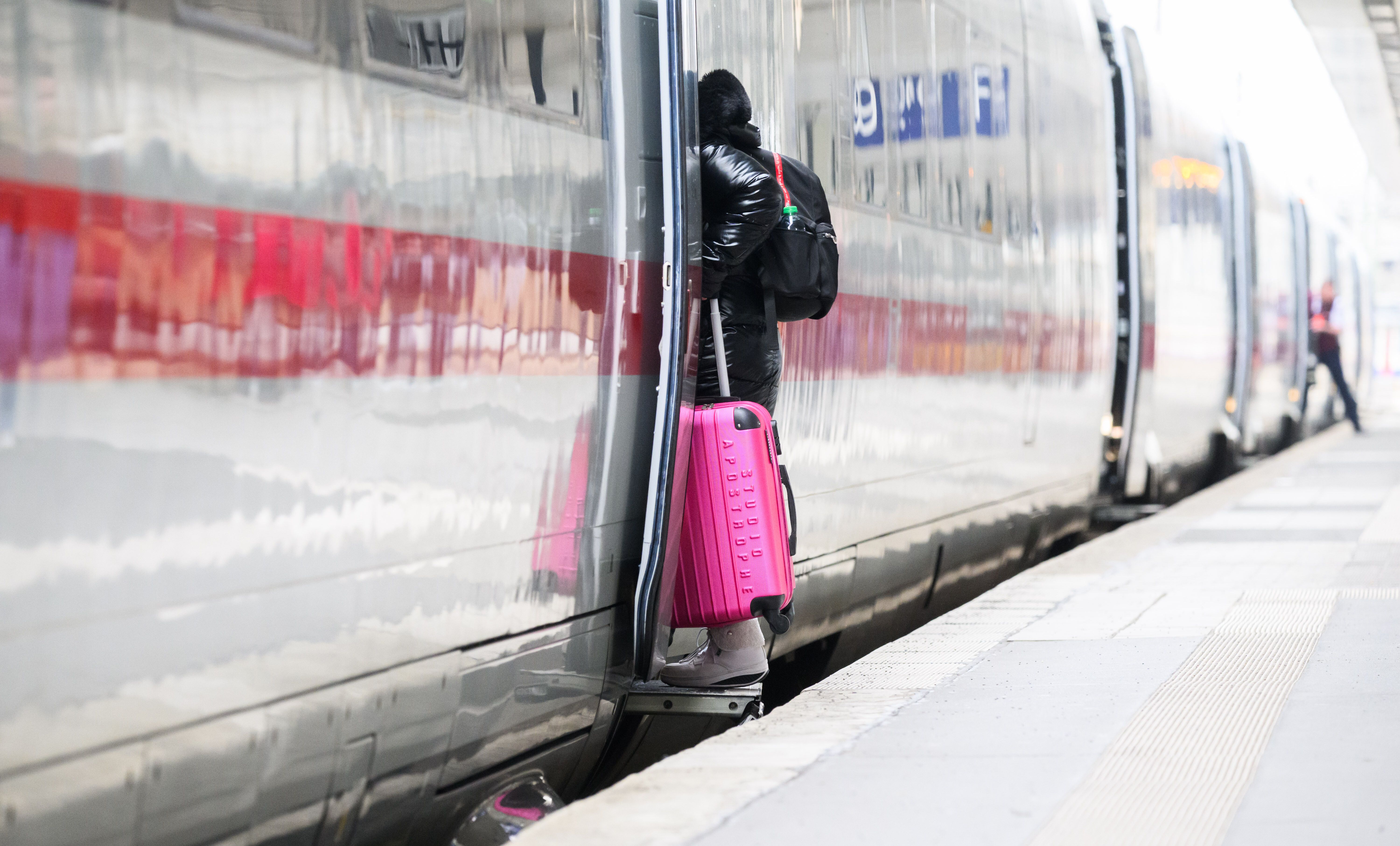 Deutsche Bahn: Strecke Dresden-Prag monatelang gesperrt