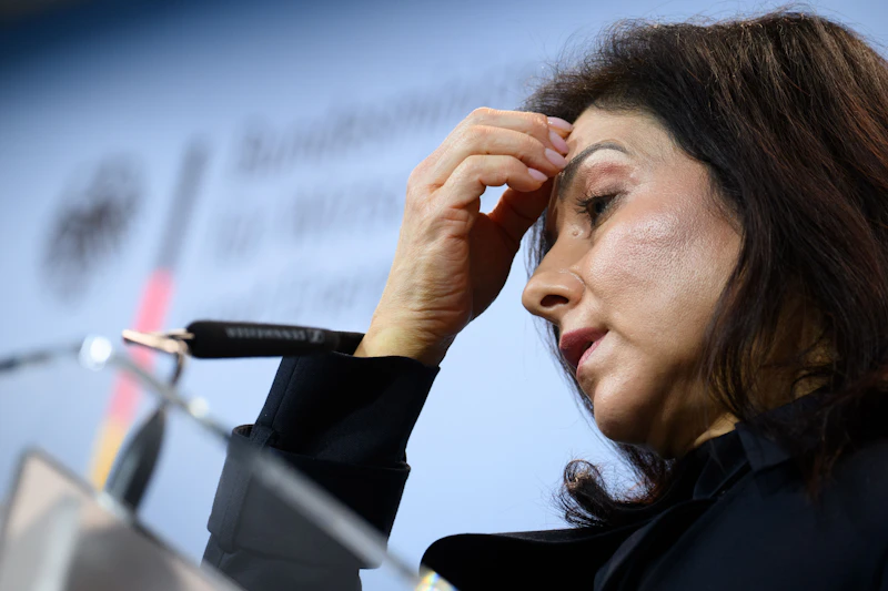 Regierungskrise: Kanzler zählt Wirtschaftsministerin Reiche an