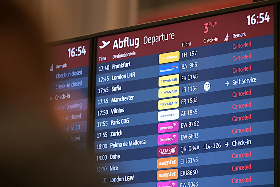Immer mehr Passagiere klagen wegen Verspätungen oder Flugausfällen am BER.