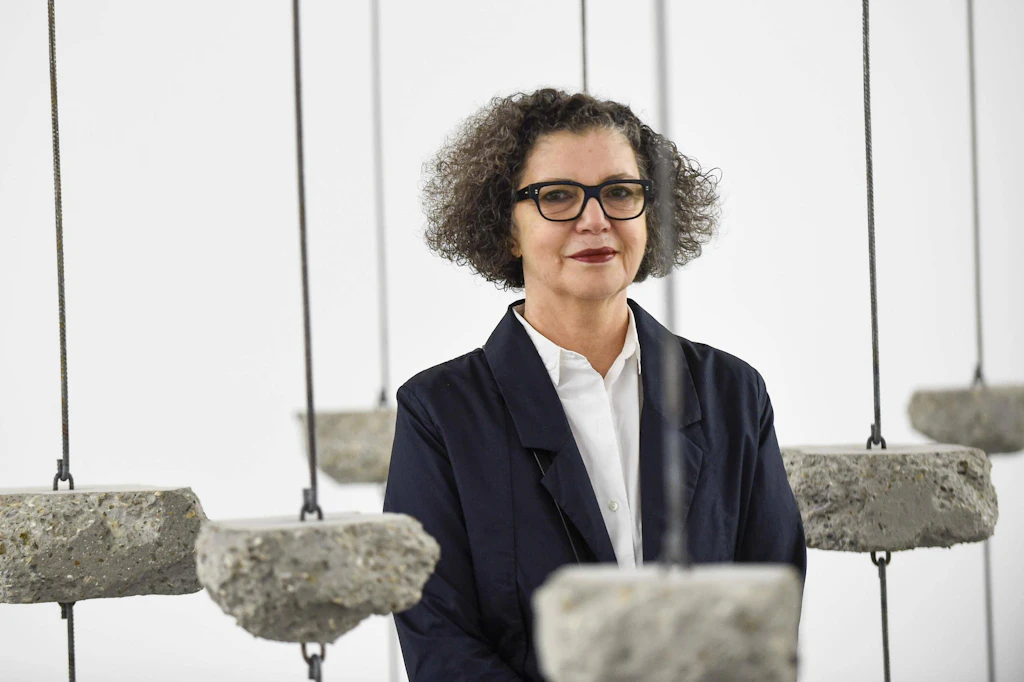 Mona Hatoum Berlin'de Yaşam Boyu Ödülü'ne layık görüldü