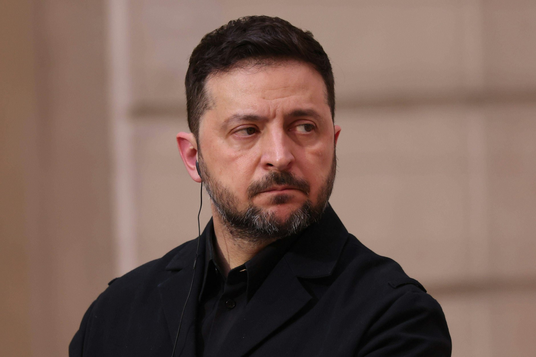 Wenn Abgeordnete ihre Arbeit im Parlament nicht erfüllen, könnten sie künftig auch zum Militärdienst eingezogen werden.