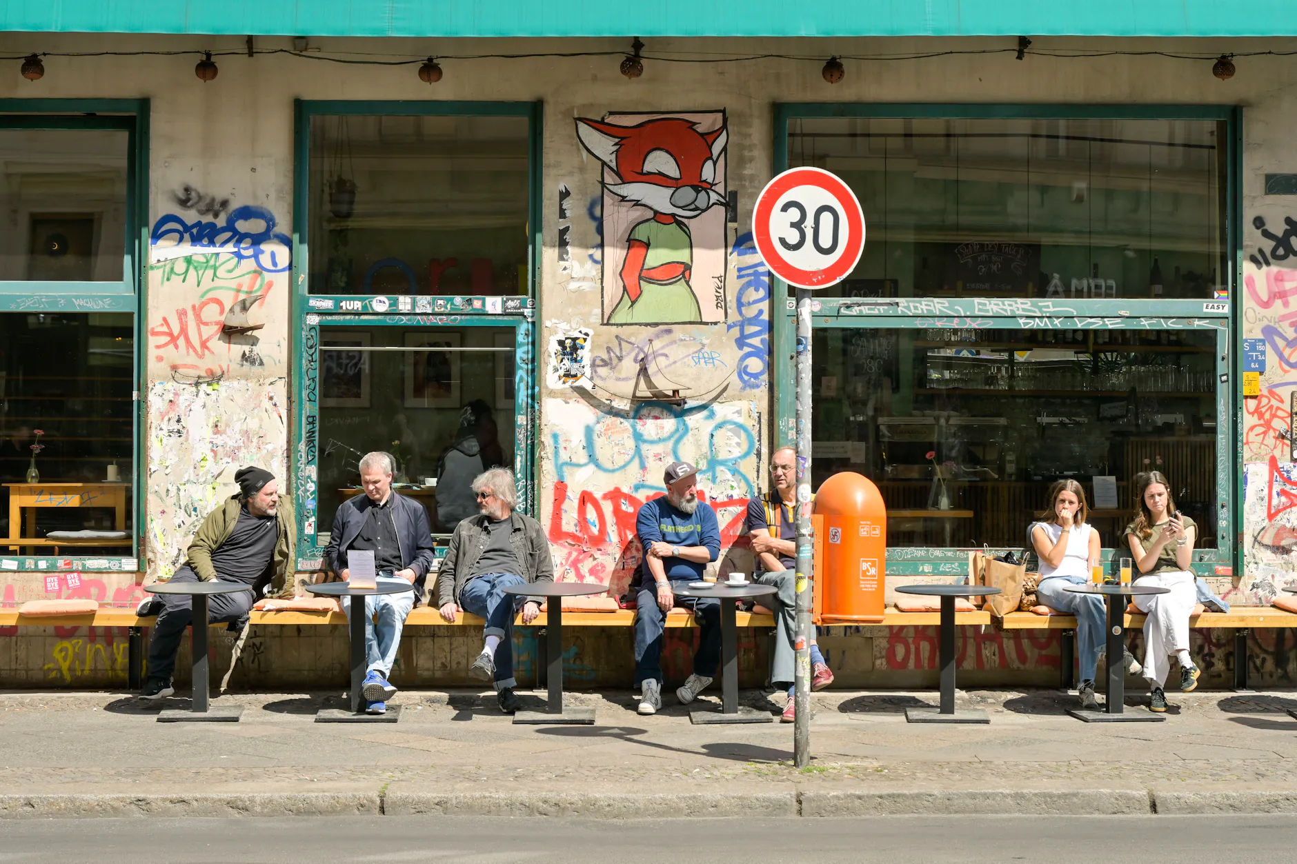 Wer ein Café mit Ambiente besucht, muss oft mehr für den Kaffee zahlen.