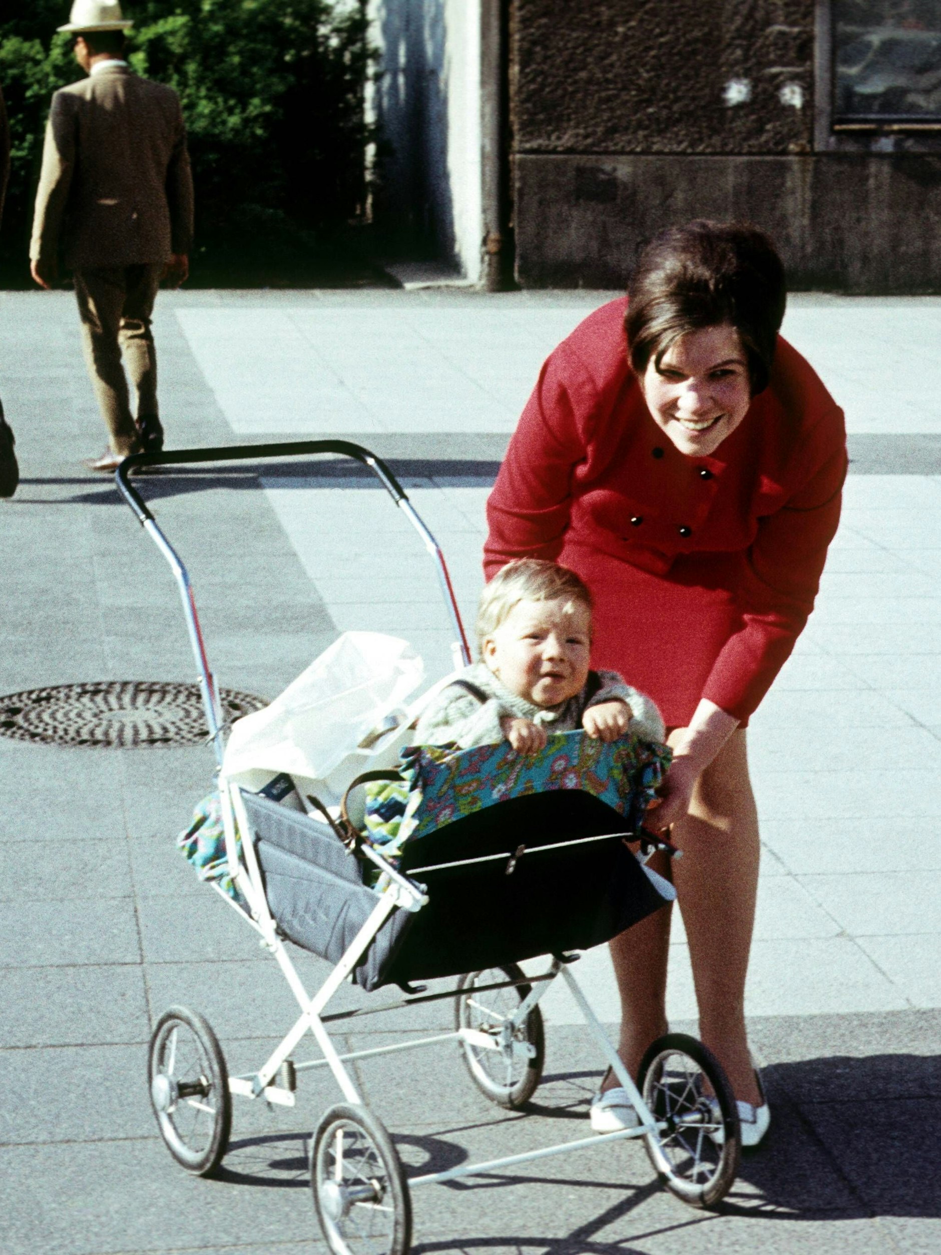 Weil weniger Kinder geboren werden als in der DDR, werden auch weniger Kinderwagen abgesetzt. Das bringt Unternehmen wie Zekiwa in Bedrängnis.
