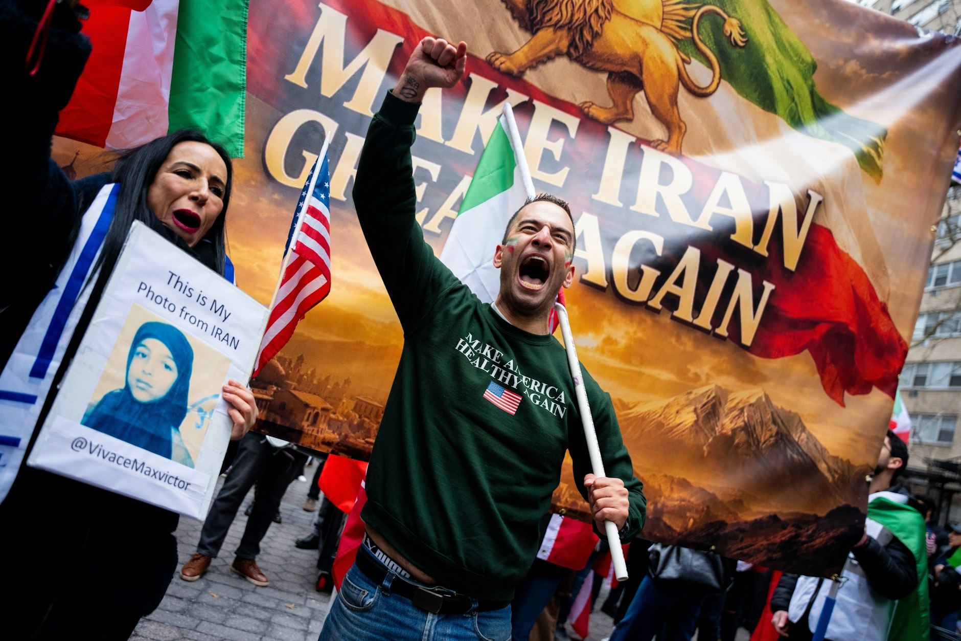 Die Lager sind gespalten: Ein Teil der Trump-Anhänger unterstützt den Krieg im Iran, ein anderer Teil ist strikt dagegen.