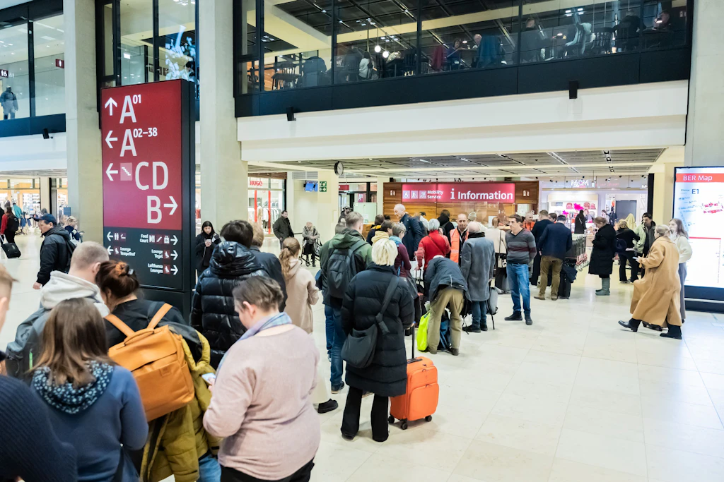 Die Beschäftigten am Flughafen BER sind für Mittwoch zum Streik aufgerufen.