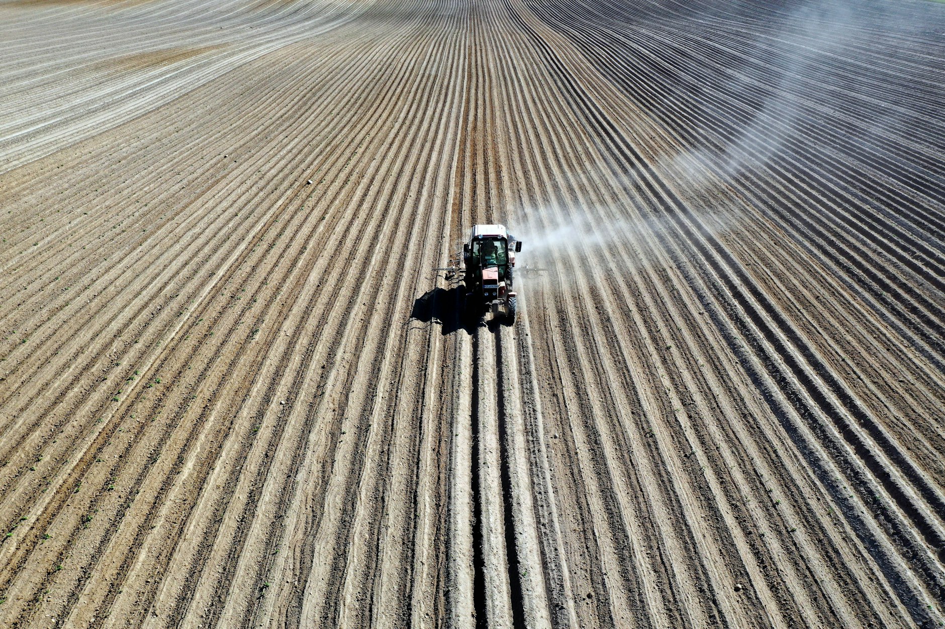 Wie schützt man landwirtschaftliche Flächen vor Spekulation? Darüber wurde auf dem Bodenkongress in Thüringen diskutiert.