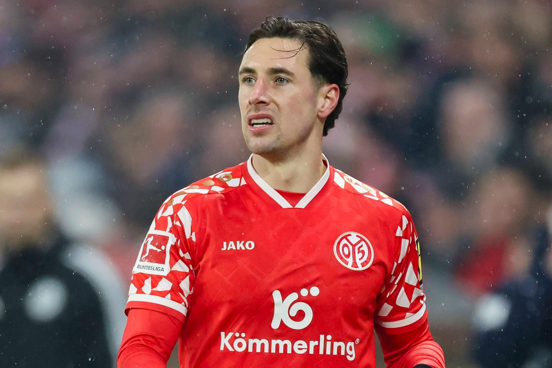 Dominik Kohr vom FSV Mainz 05 hält einen besonderen Rekord in der Bundesliga. Welchen? Darum geht es am Montag bei „Wer wird Millionär?“.