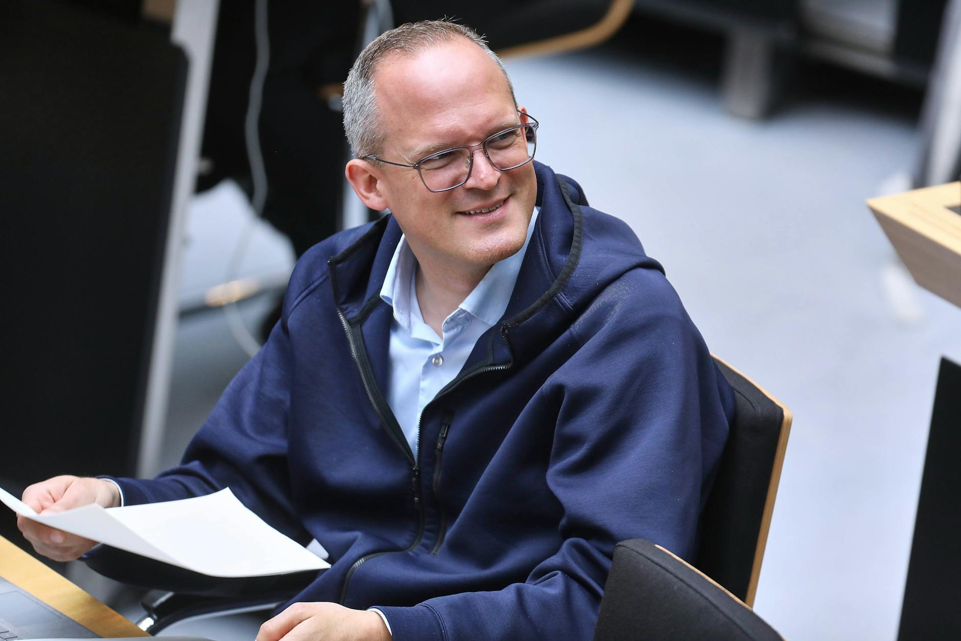 Sebastian Walter von den Grünen kritisiert Badenbergs Vorgehen und spricht von einem Alleingang.